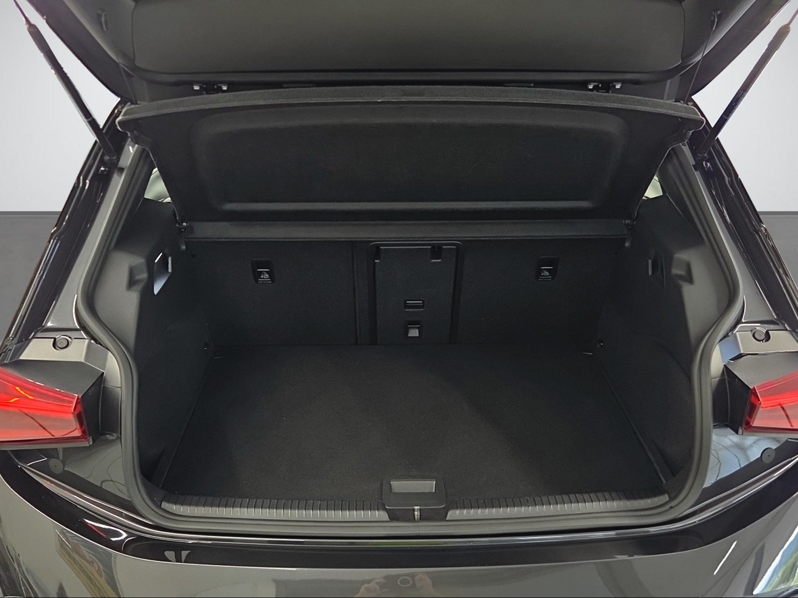CUPRA Born Electric-image-6
