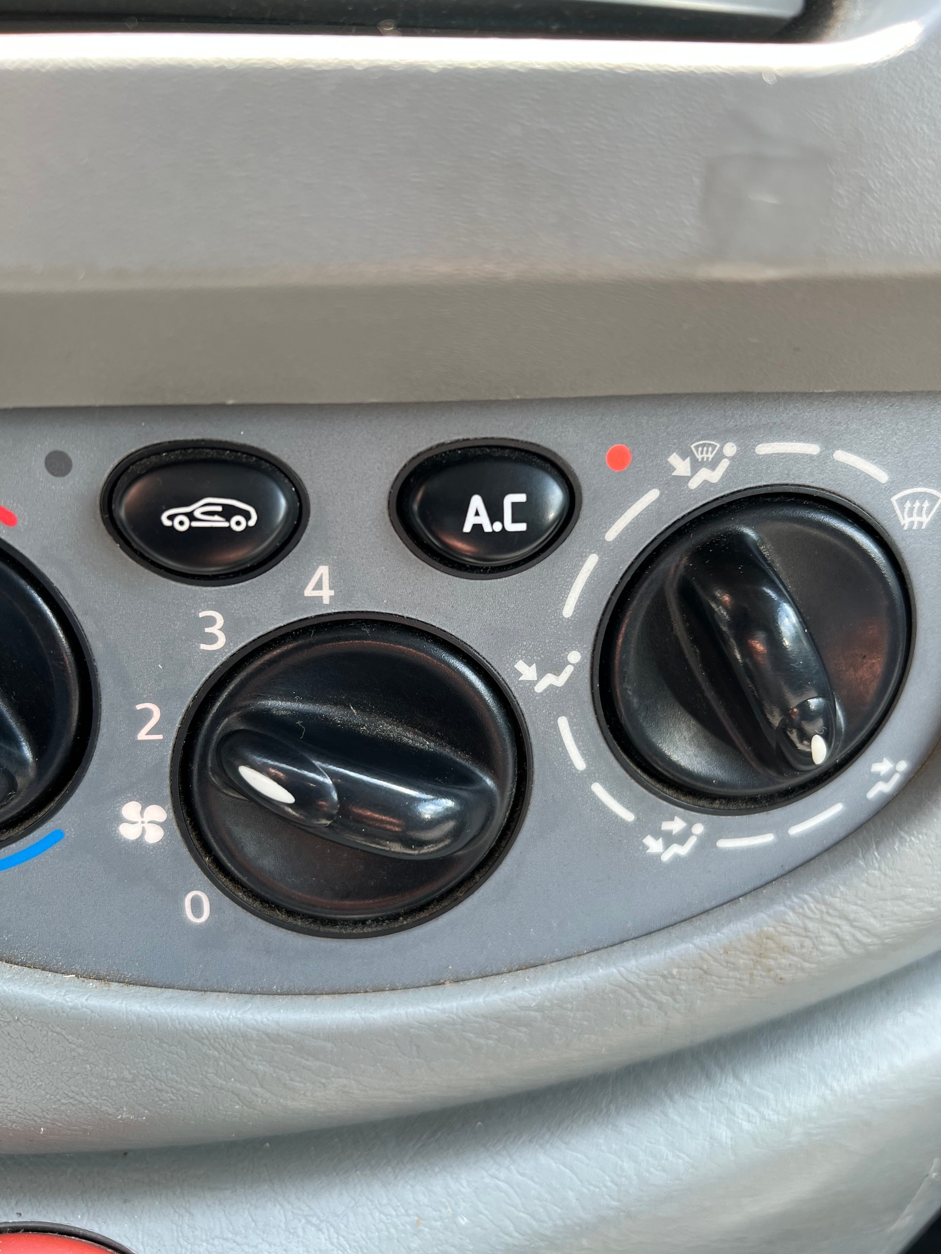 OPEL Vivaro 2.5 CDTI 2.9t L2H1-image-9