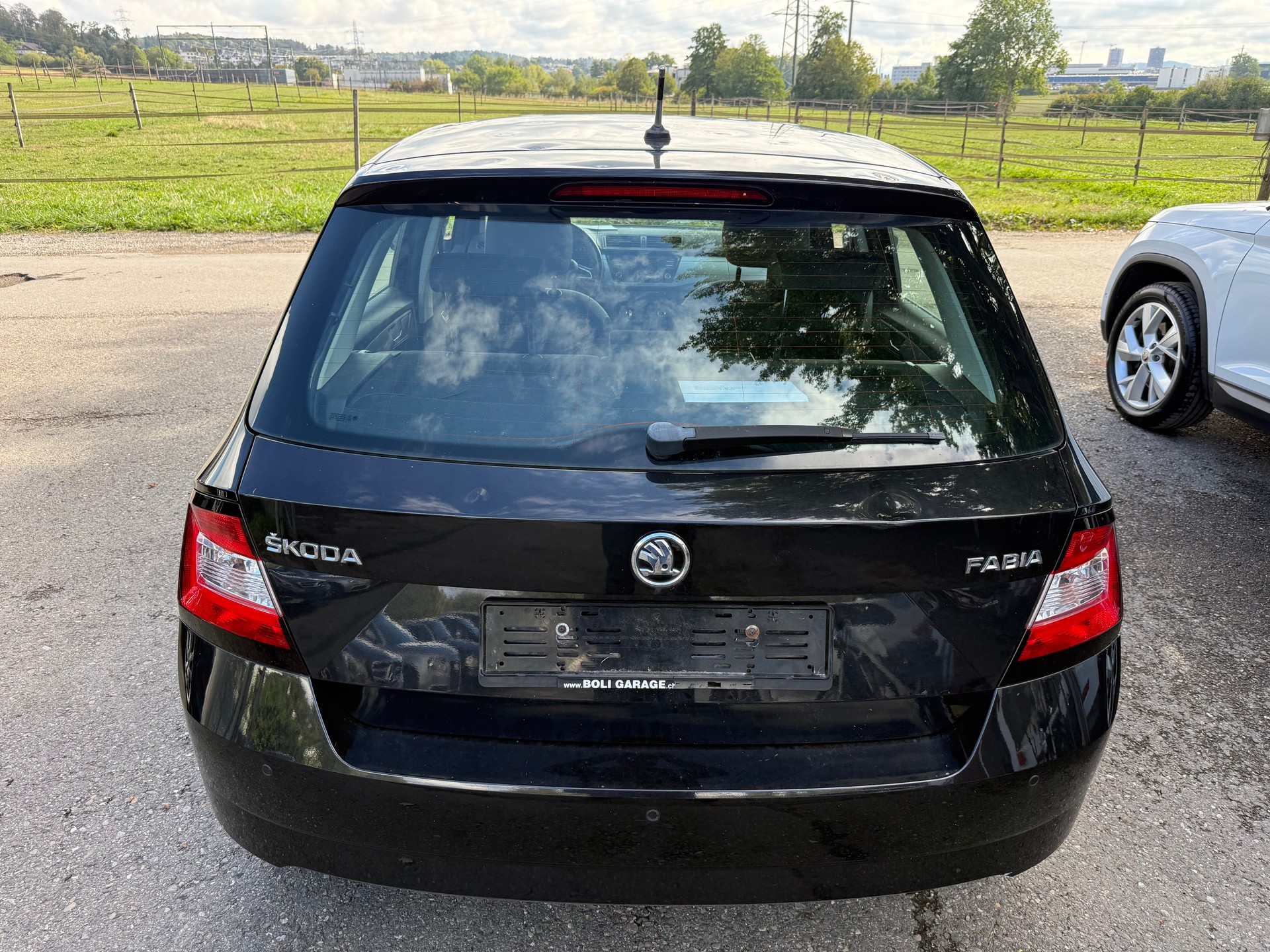SKODA Fabia 1.2 TSI Ambition-image-5