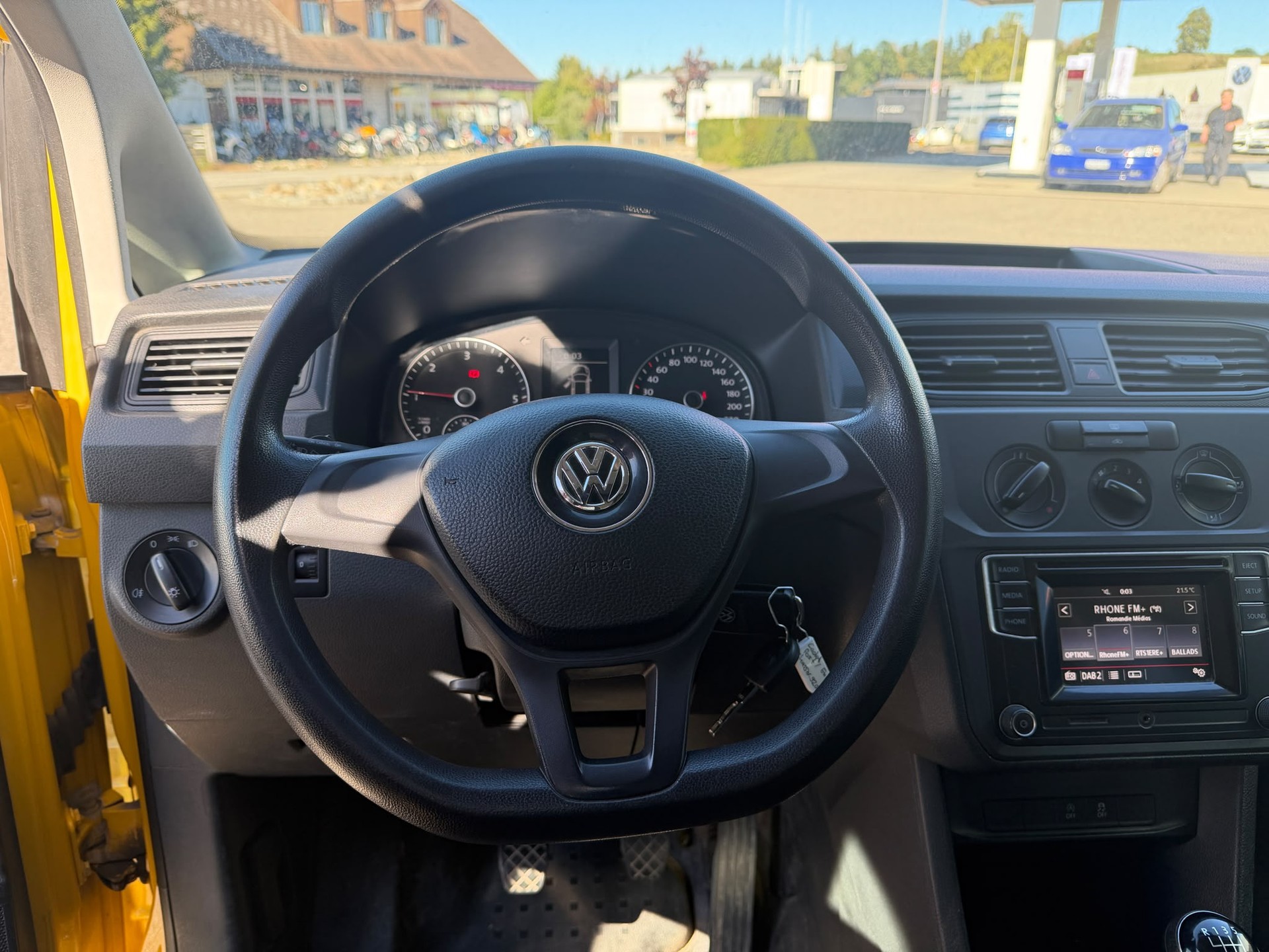 VW Caddy Maxi 2.0TDI 4Motion BlueMotion Technology 4x4 Handschaltung-image-10