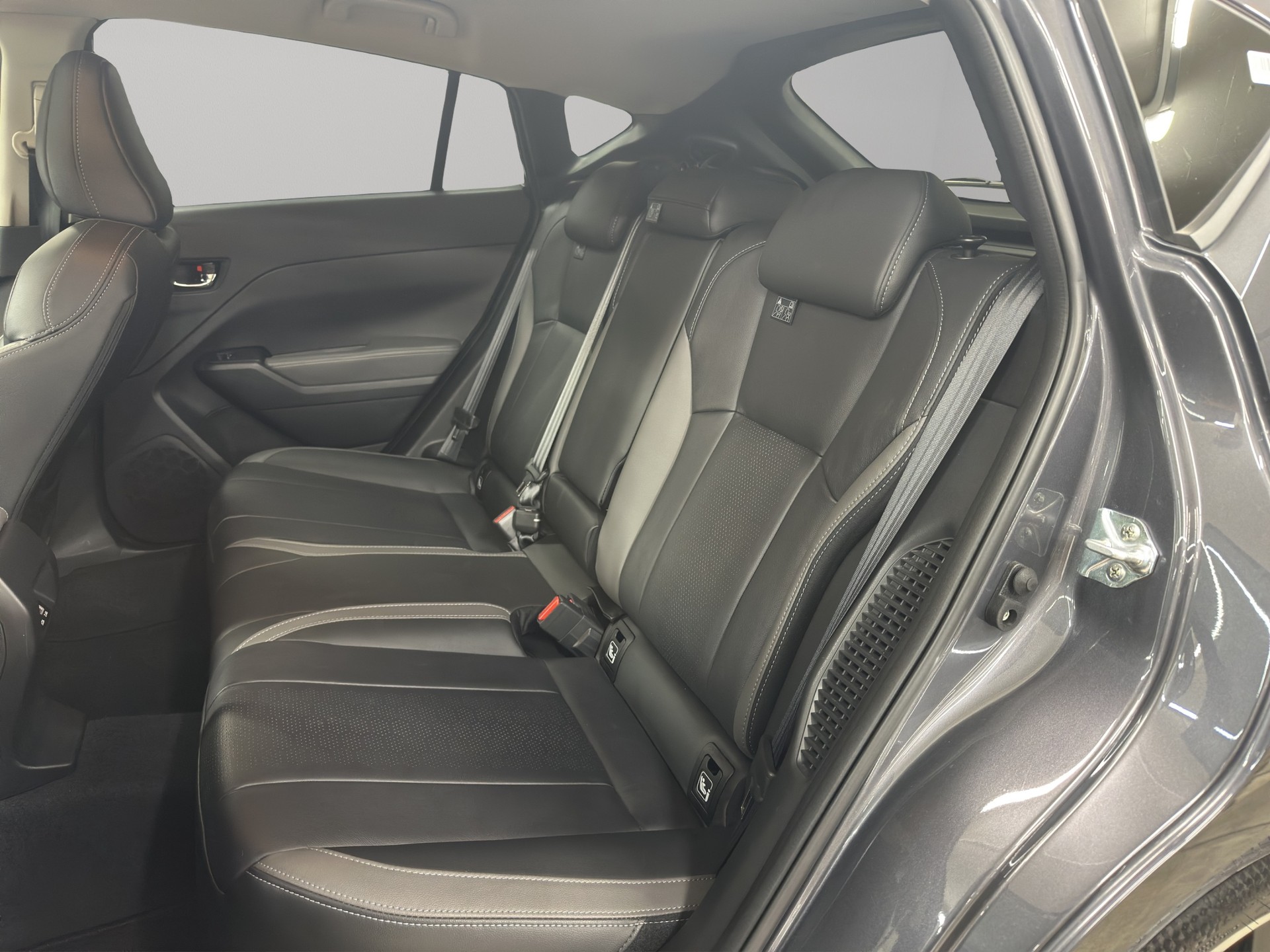 SUBARU Impreza 2.0i e-Boxer Luxury-image-6