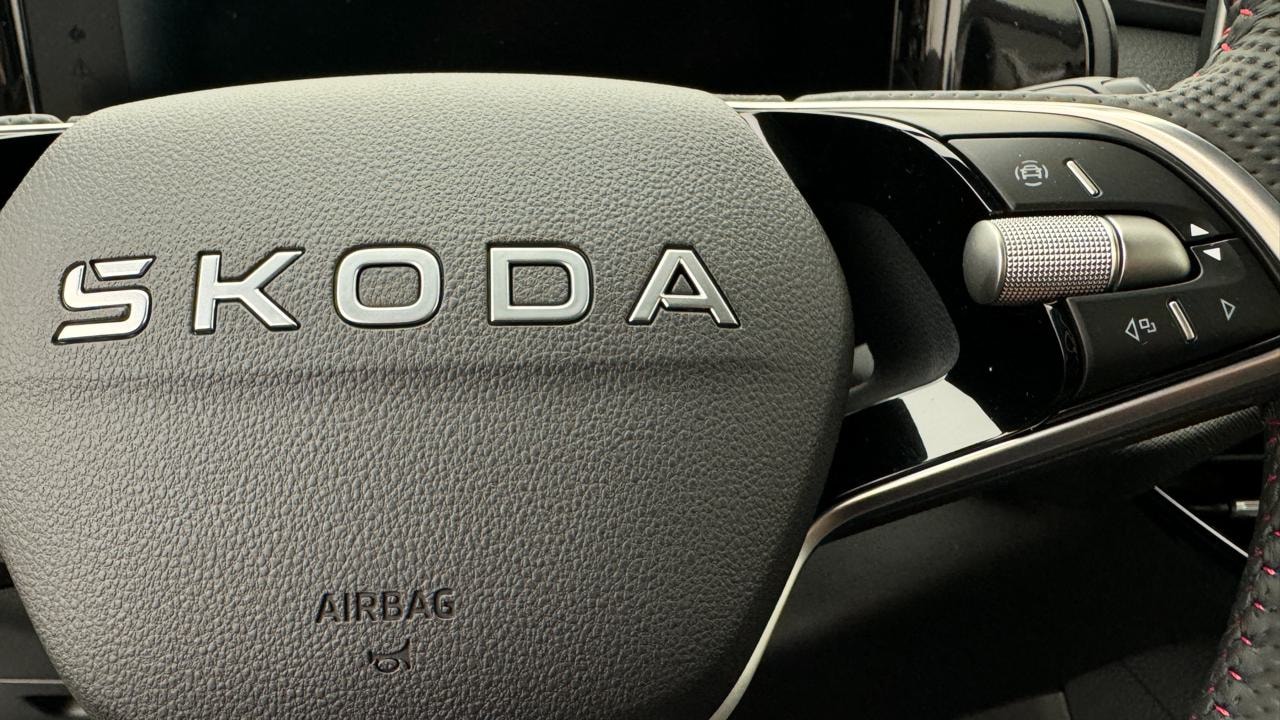 SKODA Kodiaq 2.0 TSI RS 4x4-image-10