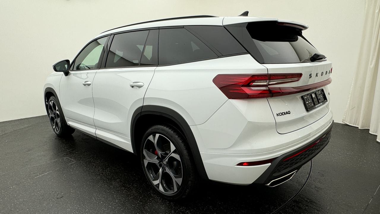SKODA Kodiaq 2.0 TSI RS 4x4-image-2