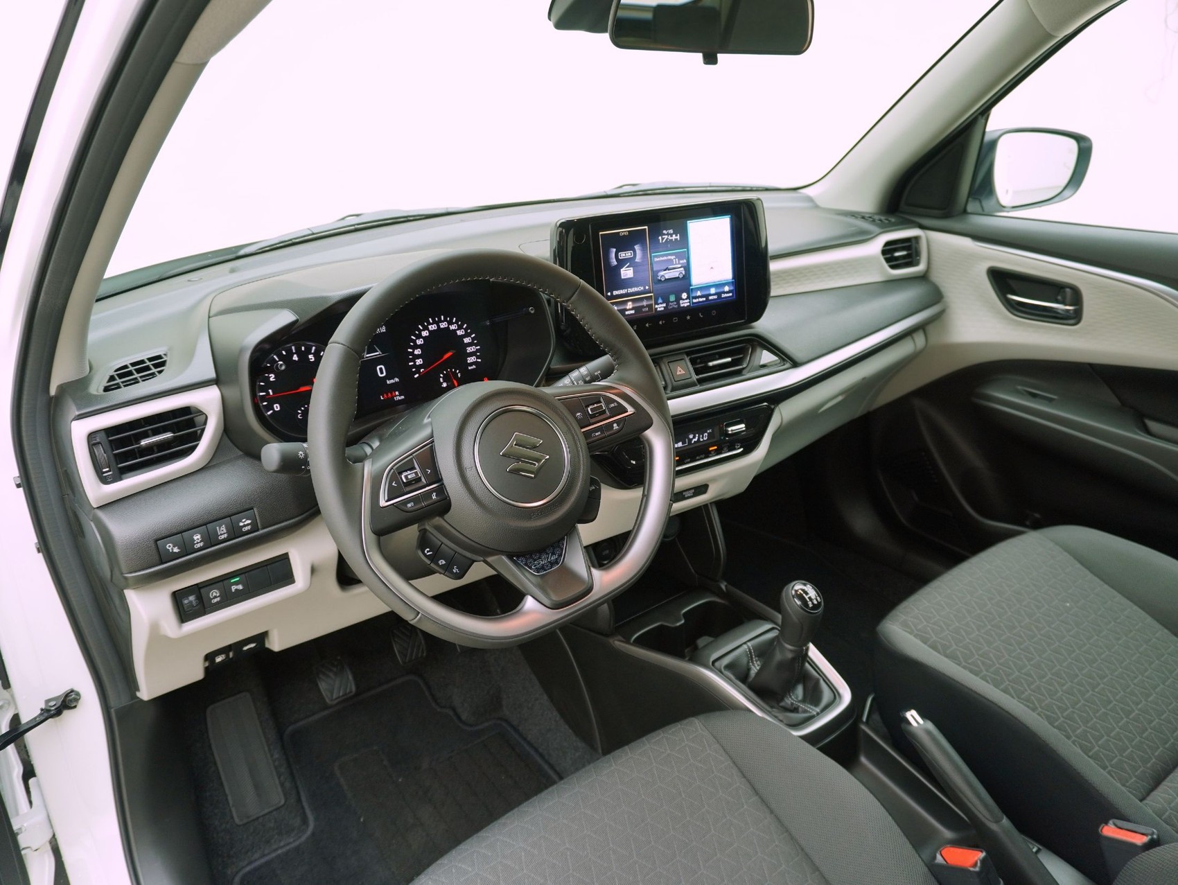 SUZUKI Swift 1.2 Piz Sulai Top Hybrid 4x4-image-9