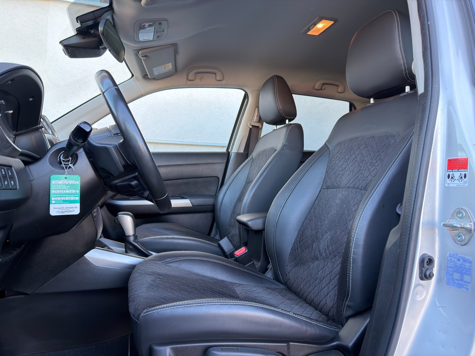 SUZUKI Vitara 1.4 Boosterjet Compact + Hybrid Automatic-image-12