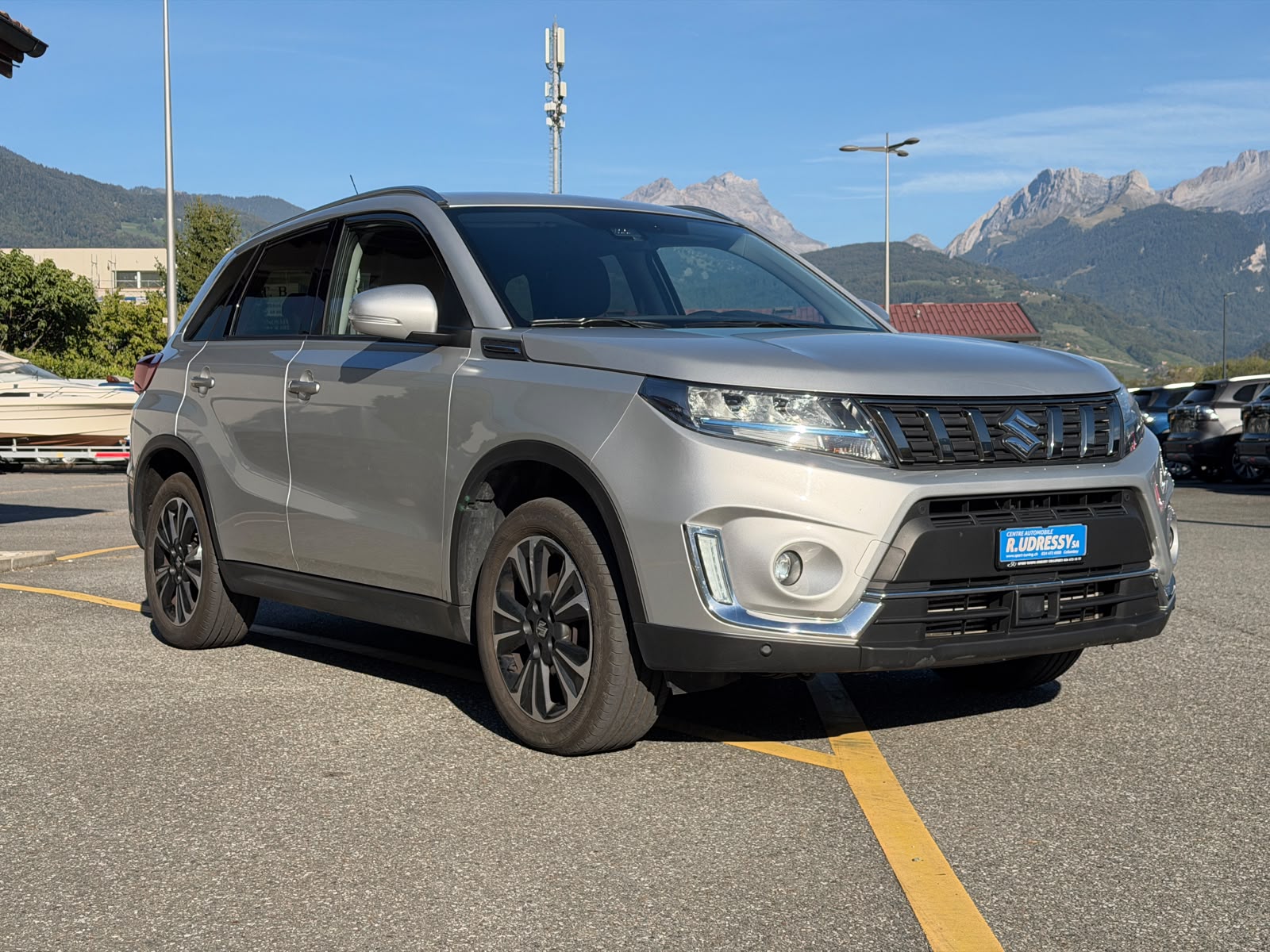 SUZUKI Vitara 1.4 Boosterjet Compact + Hybrid Automatic-image-5