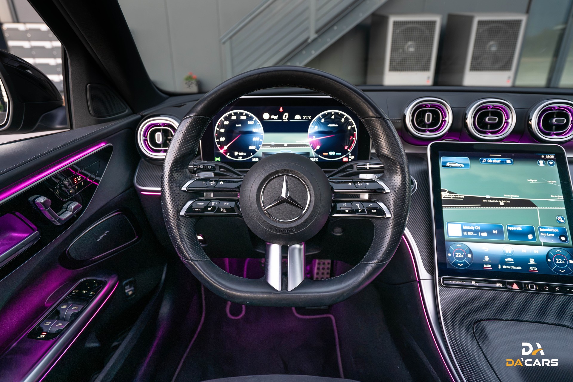 MERCEDES-BENZ C 200 T-Modell AMG Line-image-10