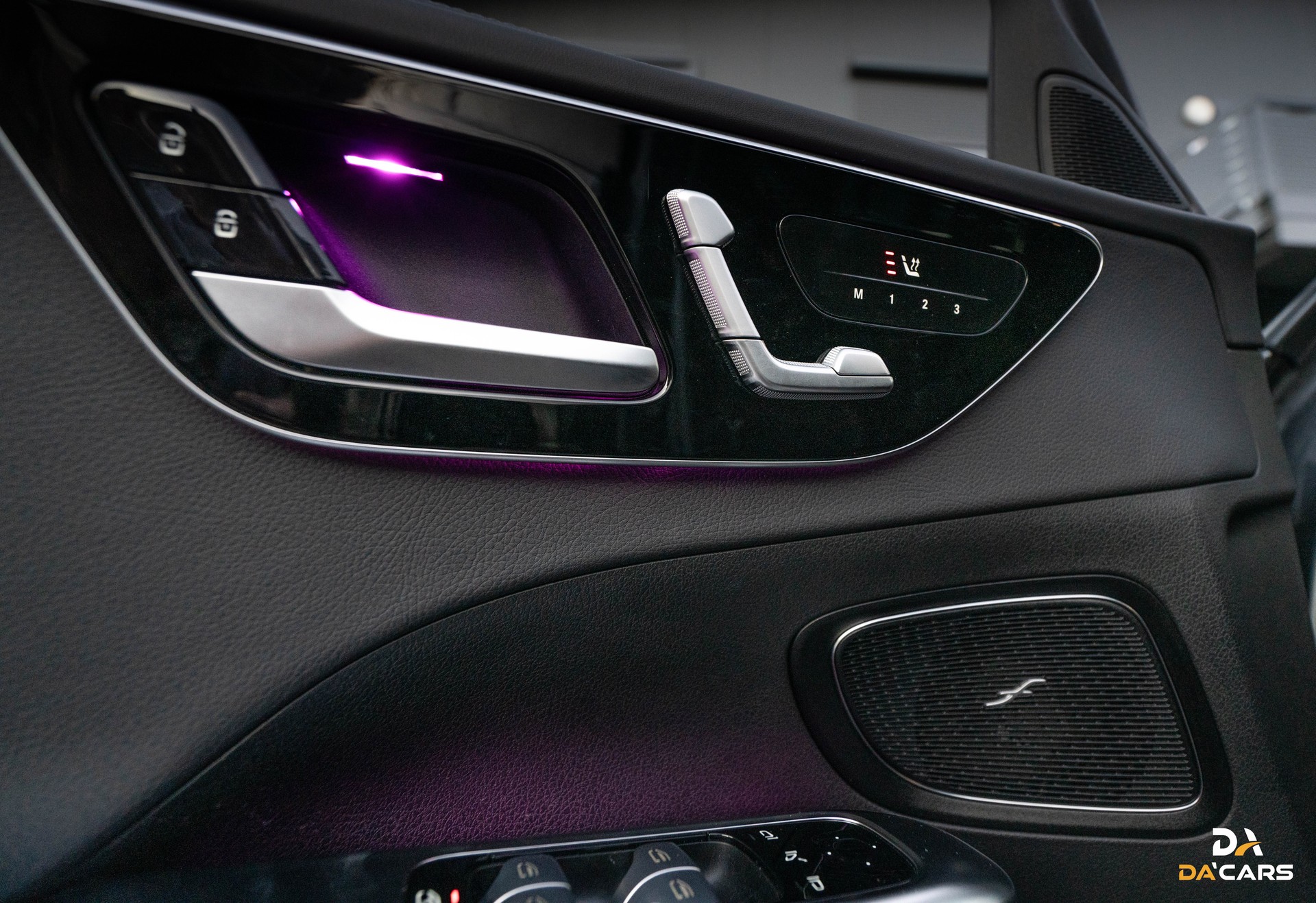 MERCEDES-BENZ C 200 T-Modell AMG Line-image-16