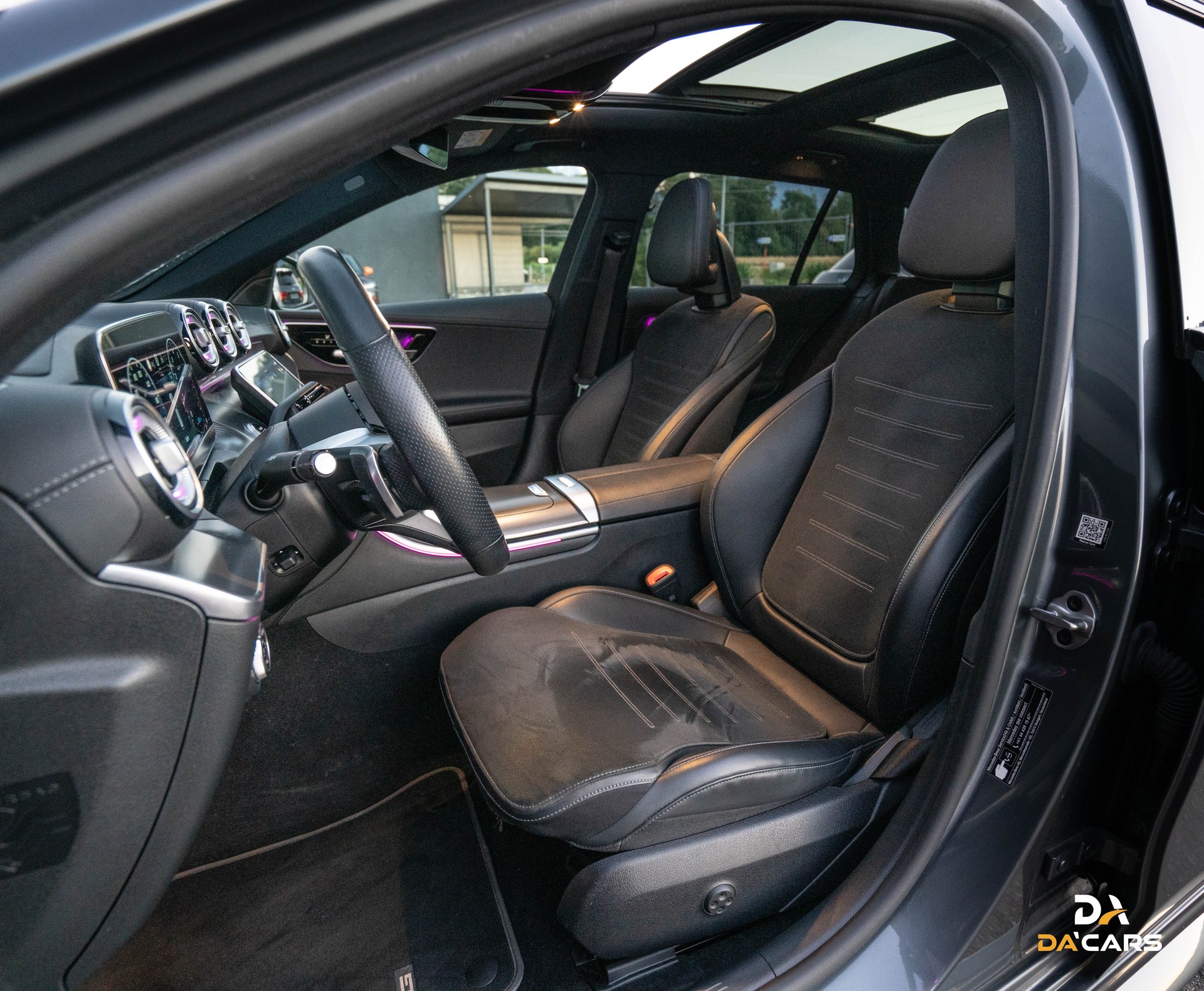 MERCEDES-BENZ C 200 T-Modell AMG Line-image-6