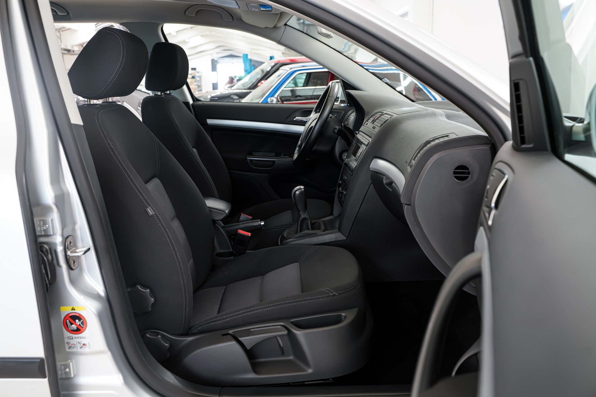 SKODA Octavia 1.9 TDI Adventure 4x4-image-14