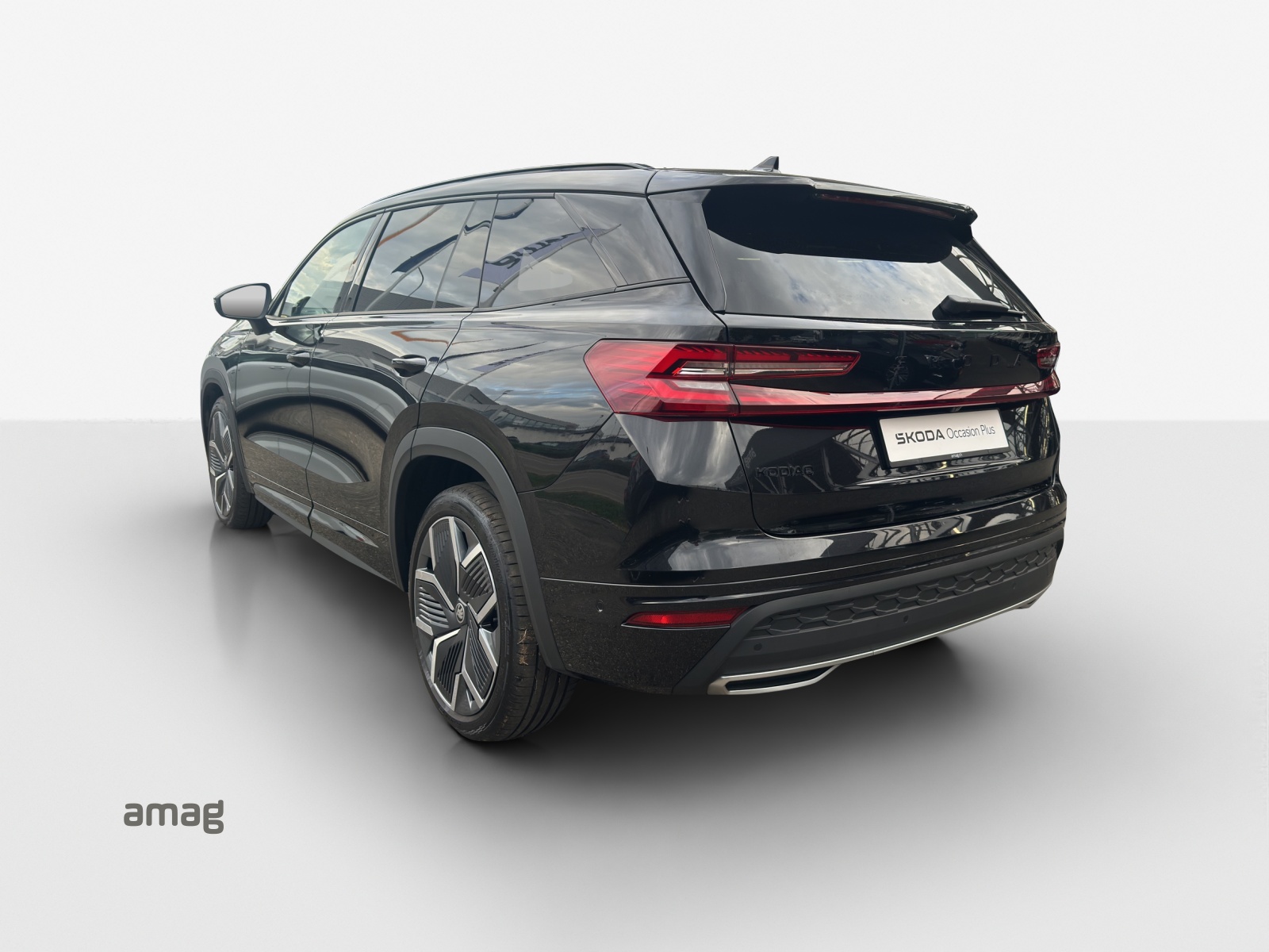 SKODA Kodiaq 2.0 TSI Sportline 4x4-image-2