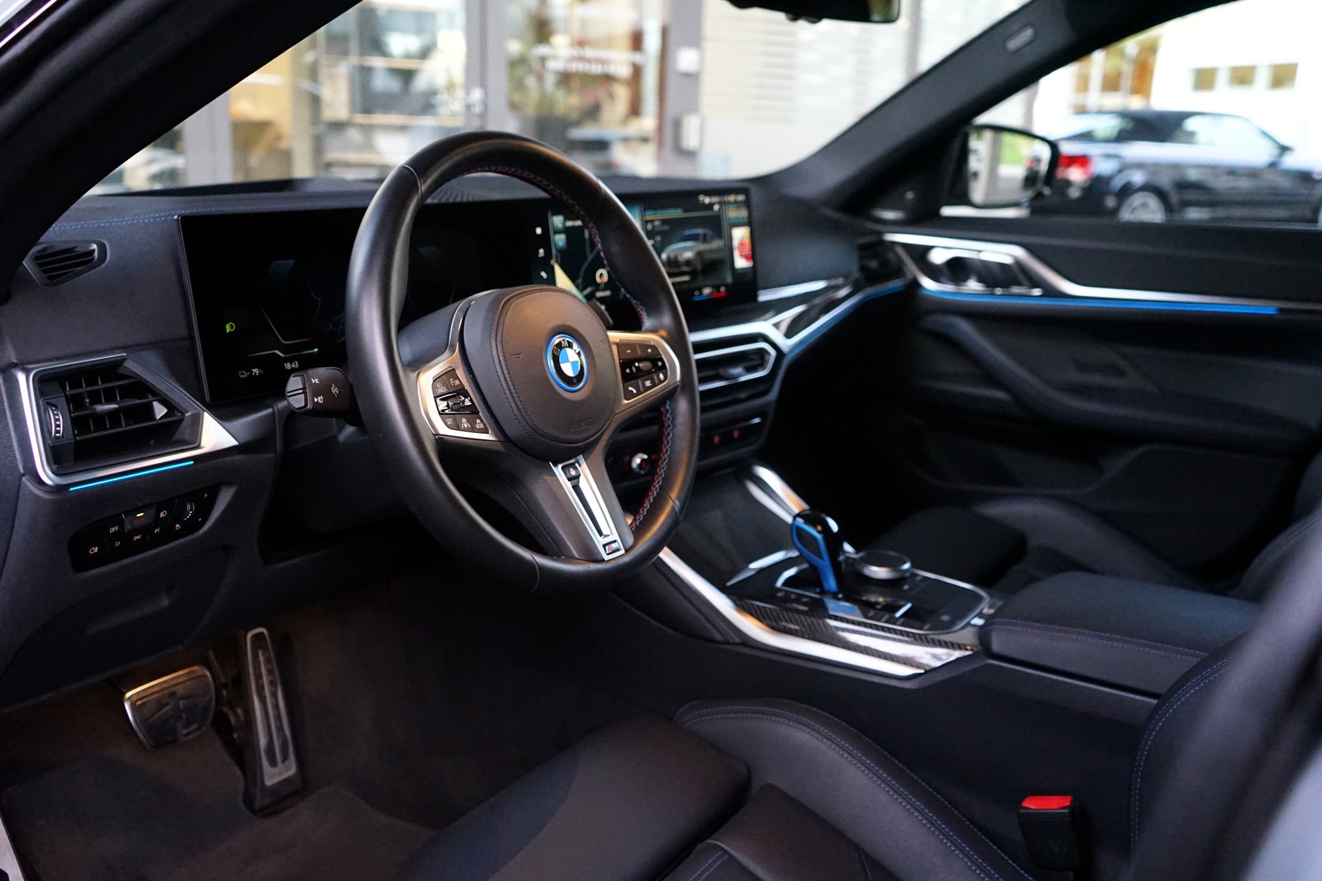 BMW i4 M50-image-7