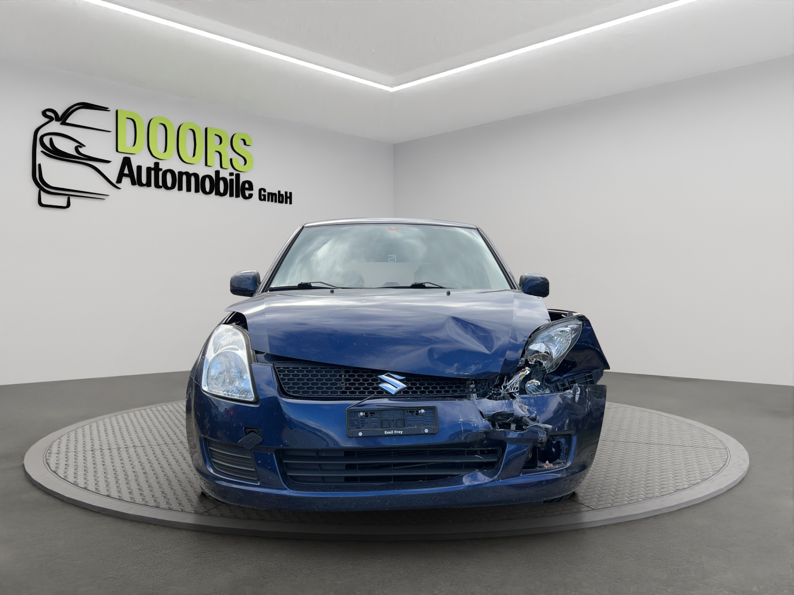 SUZUKI Swift 1.3i 16V GL-image-1