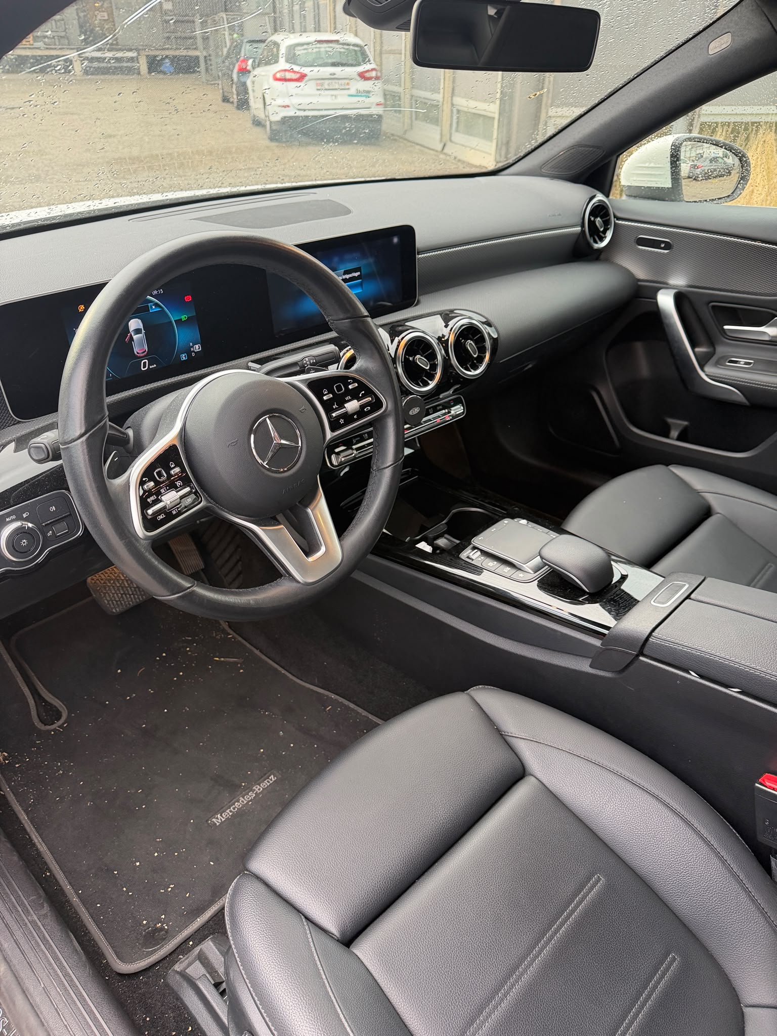 MERCEDES-BENZ A 180 Progressive 7G-DCT-image-10