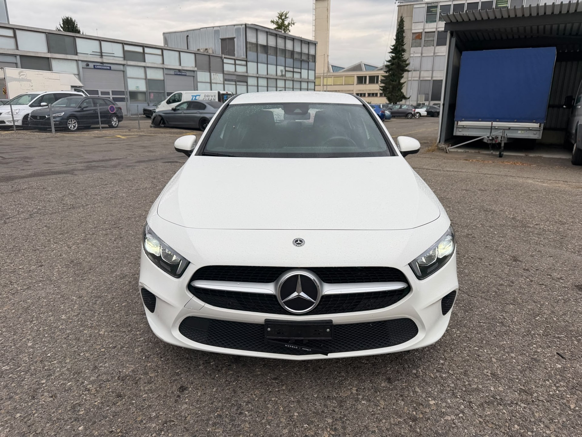 MERCEDES-BENZ A 180 Progressive 7G-DCT-image-2