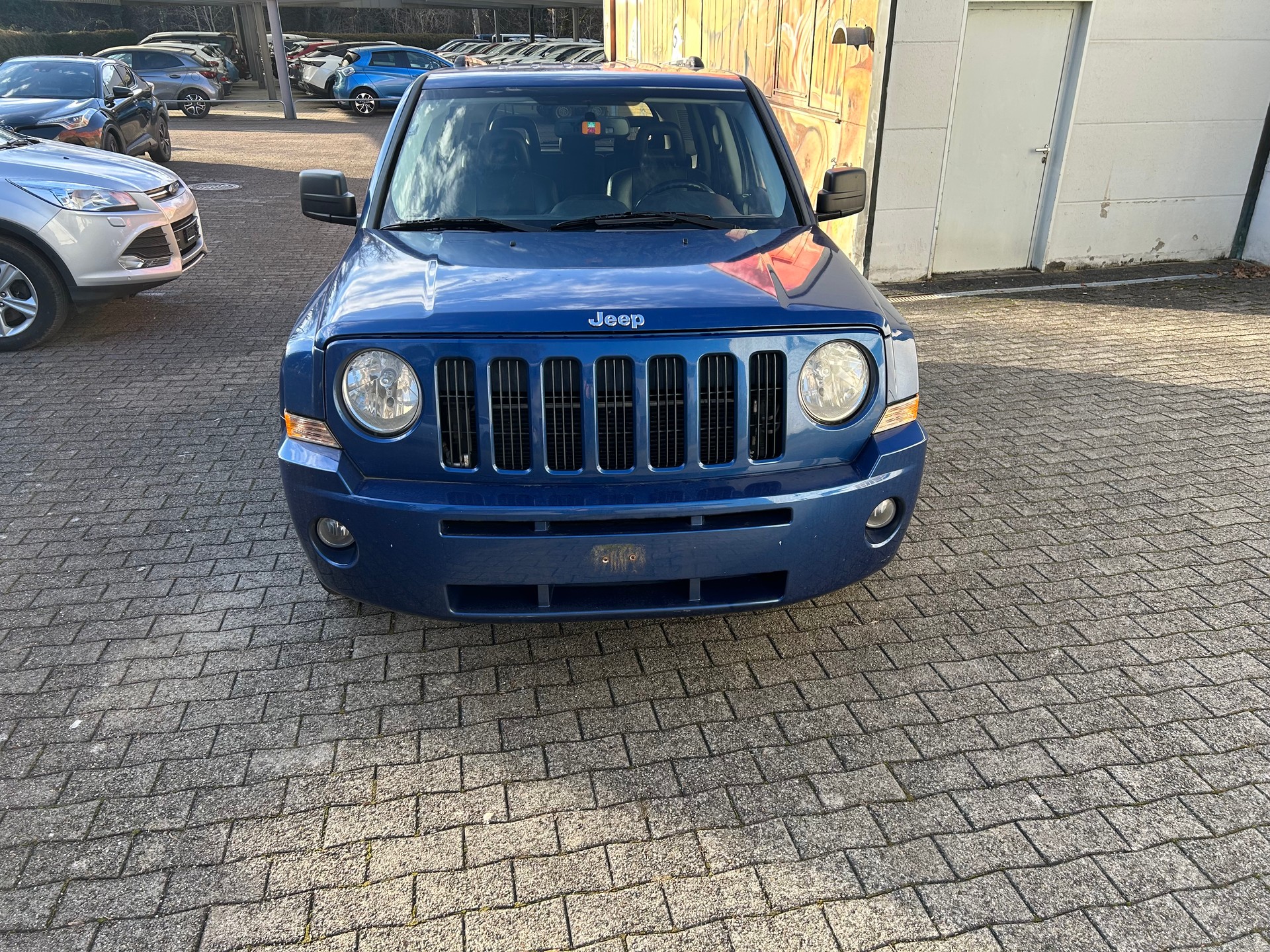 JEEP Patriot 2.4 Limited CVT-image-0
