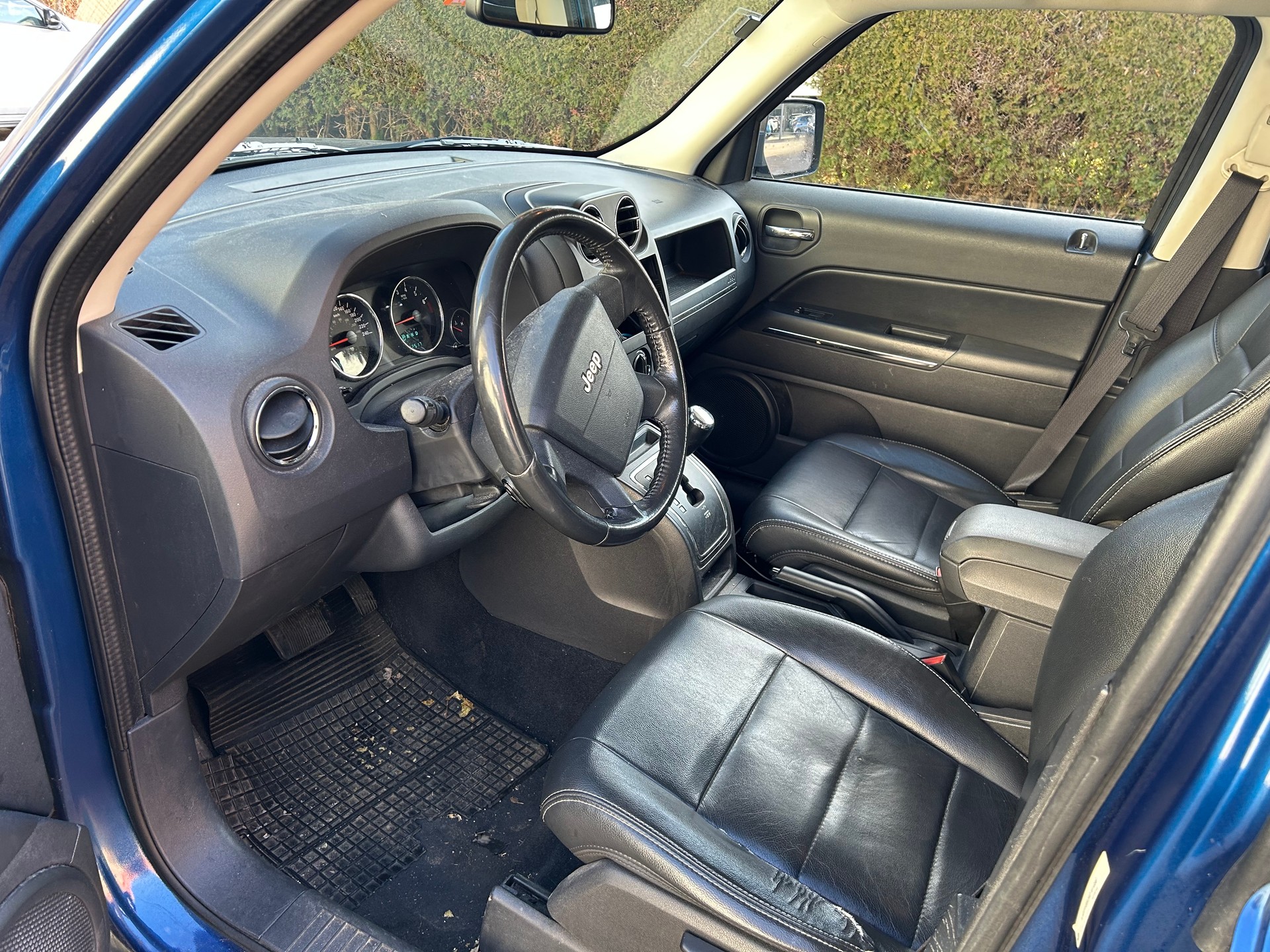 JEEP Patriot 2.4 Limited CVT-image-11
