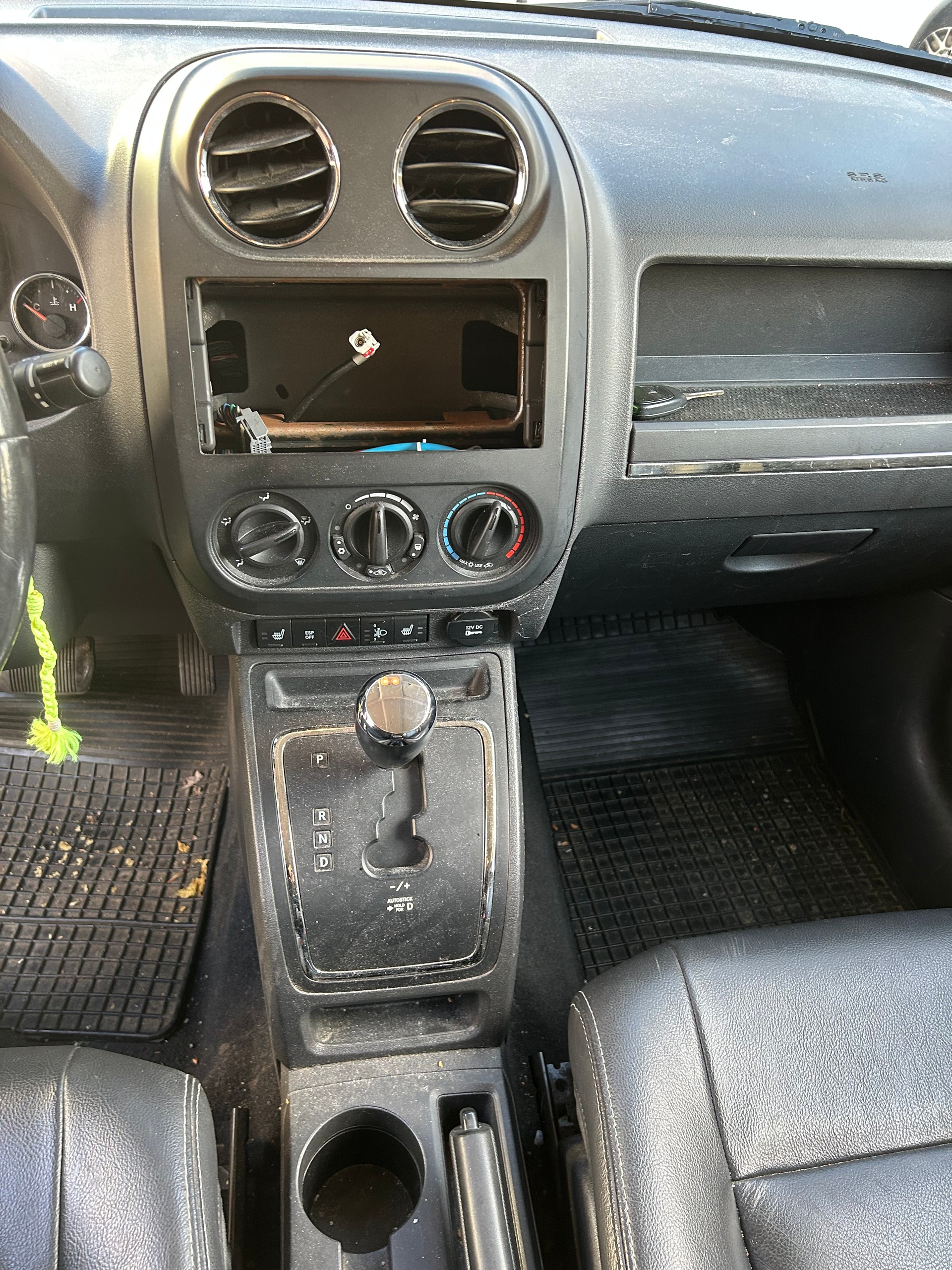 JEEP Patriot 2.4 Limited CVT-image-9