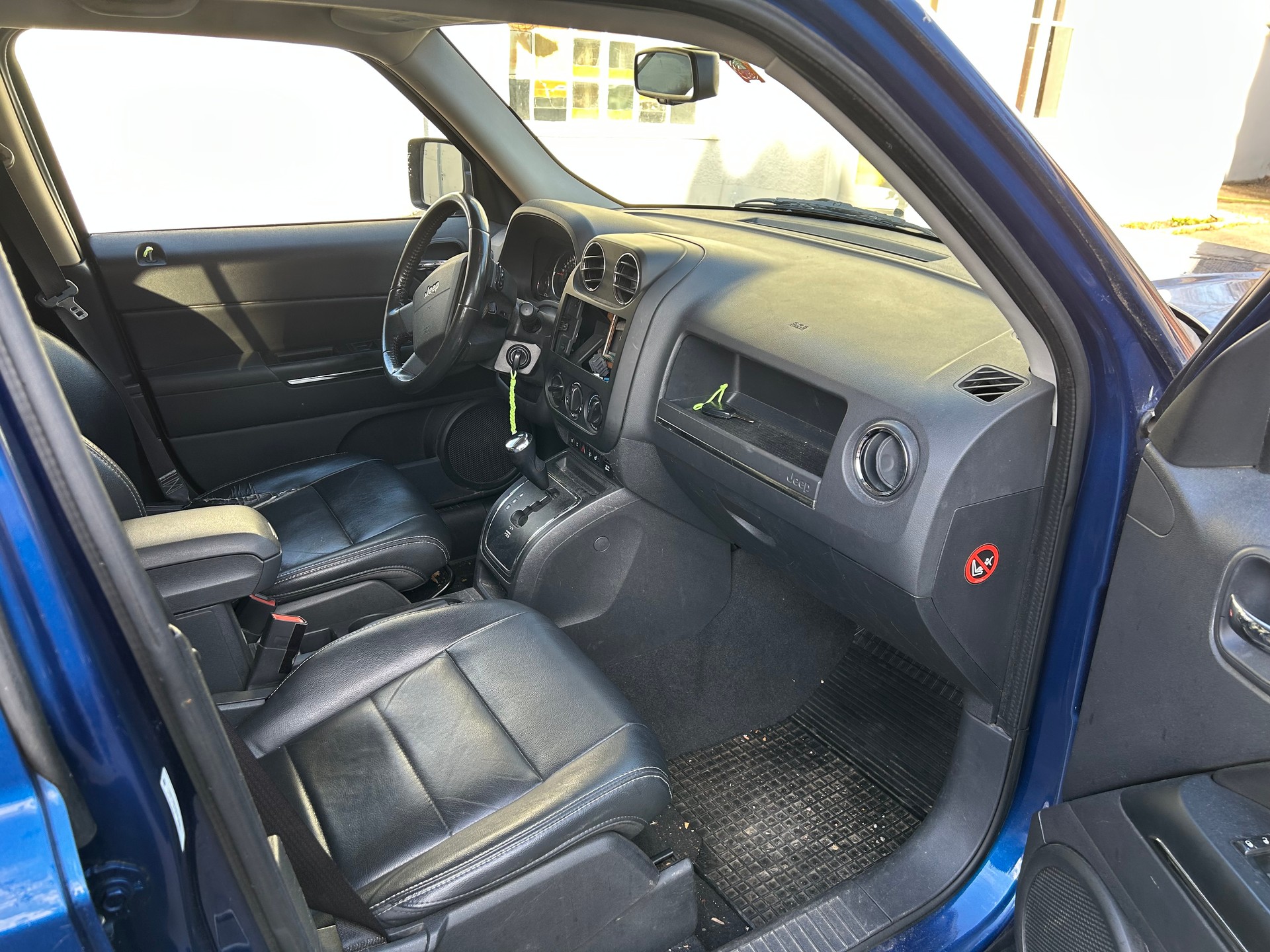 JEEP Patriot 2.4 Limited CVT-image-14