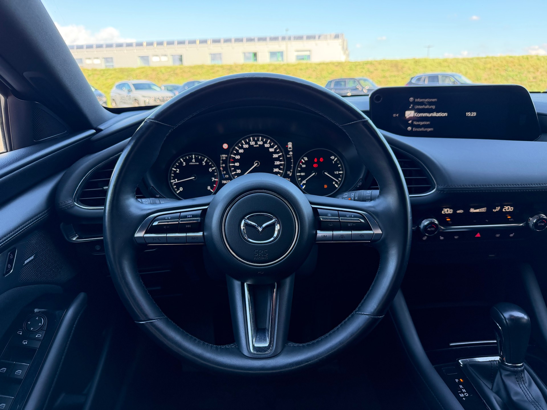 MAZDA 3 Hatchback SKYACTIV-X M Hybrid 180 Revolution AWD Automat-image-6
