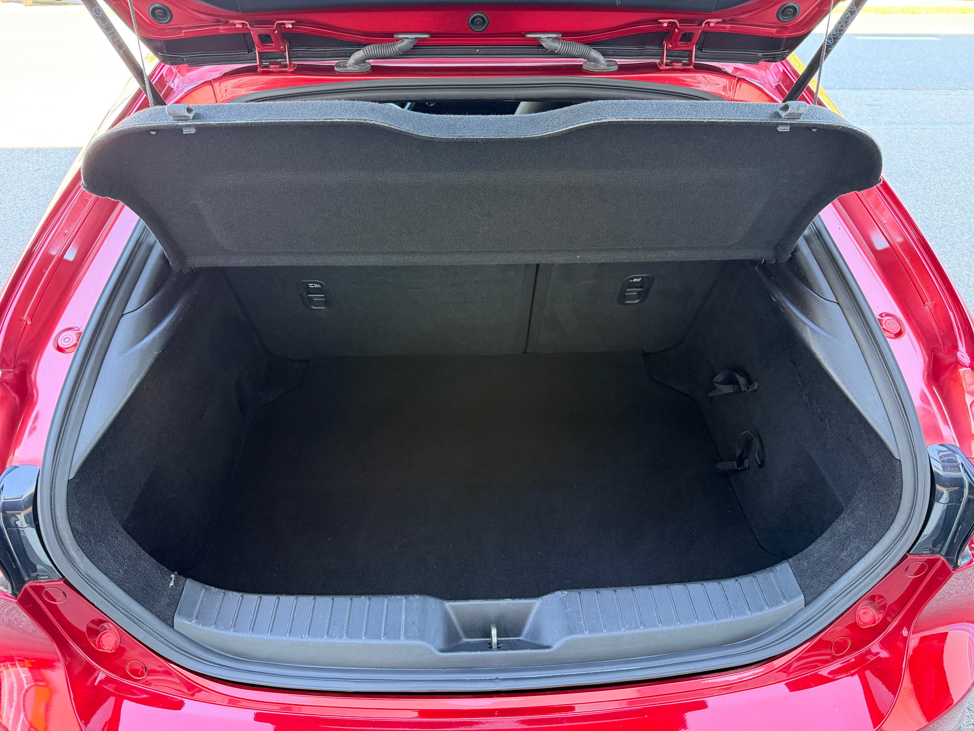 MAZDA 3 Hatchback SKYACTIV-X M Hybrid 180 Revolution AWD Automat-image-15