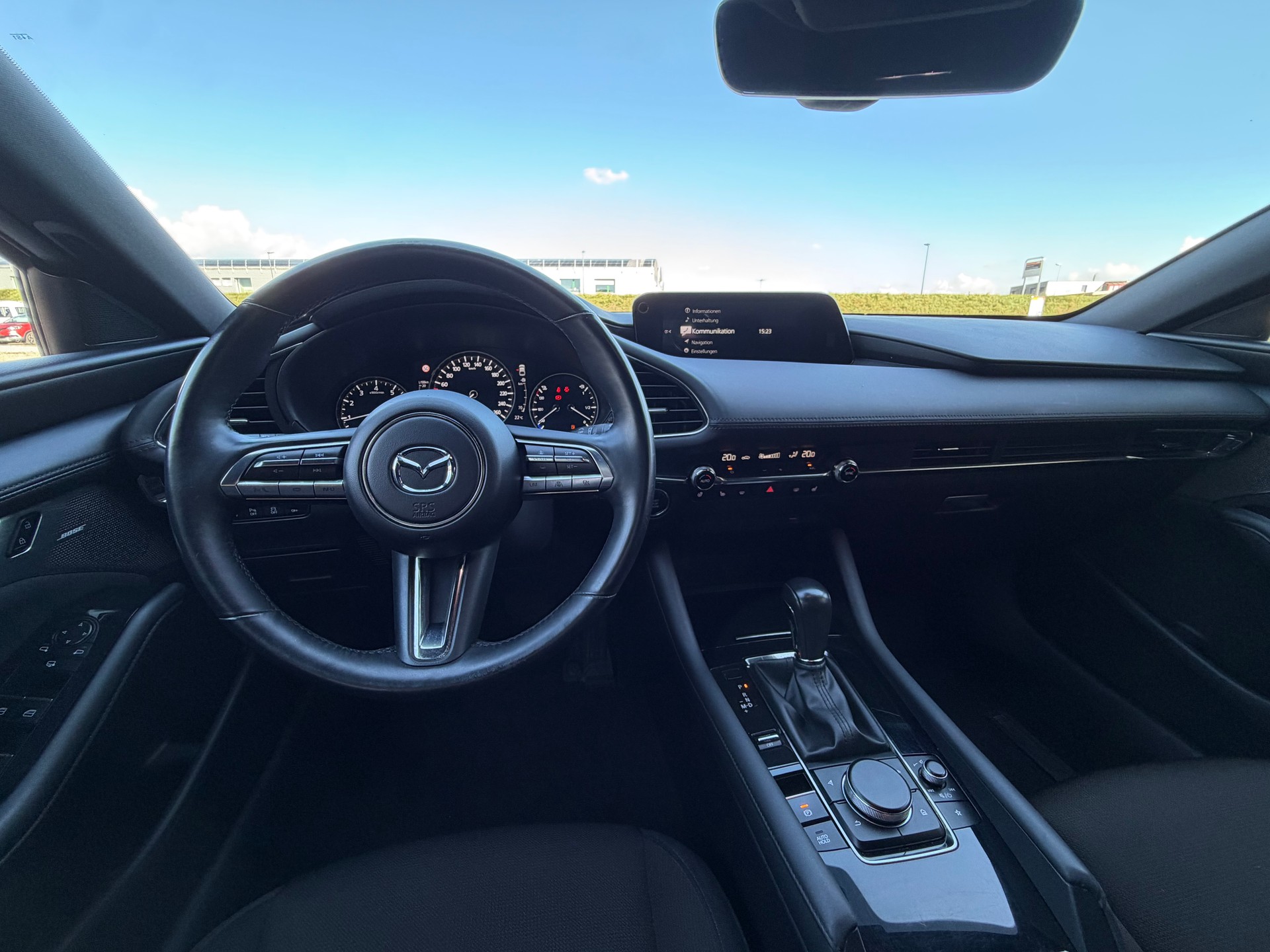 MAZDA 3 Hatchback SKYACTIV-X M Hybrid 180 Revolution AWD Automat-image-7