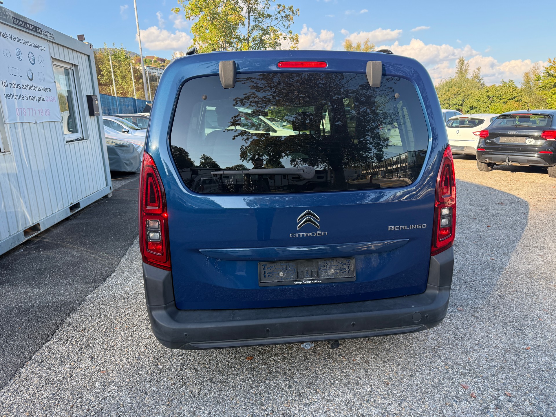 CITROEN Berlingo XL 1.2i PureTech Feel EAT8-image-4