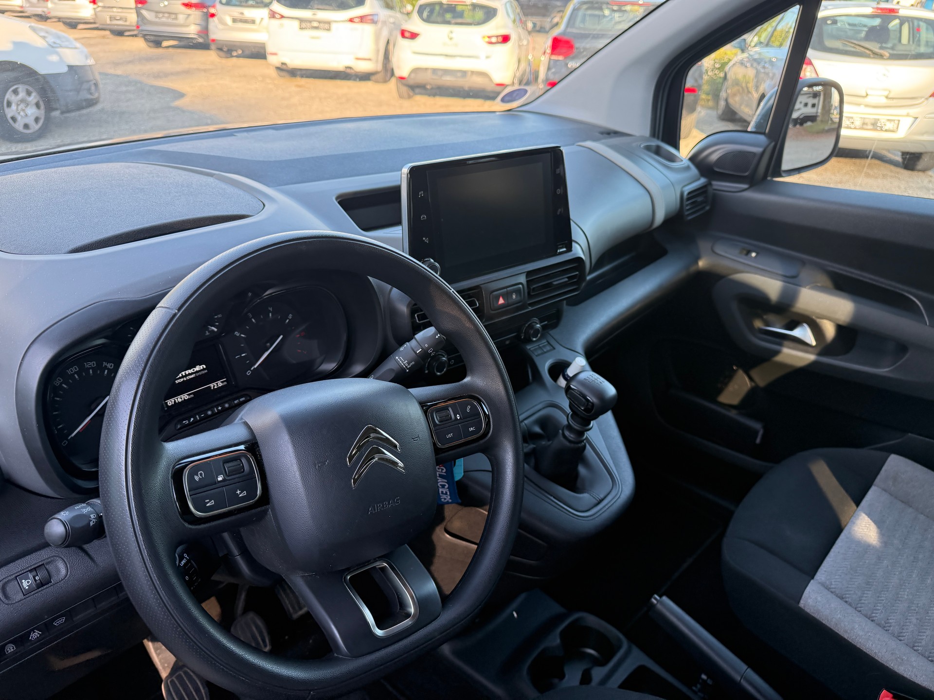 CITROEN Berlingo XL 1.2i PureTech Feel EAT8-image-8