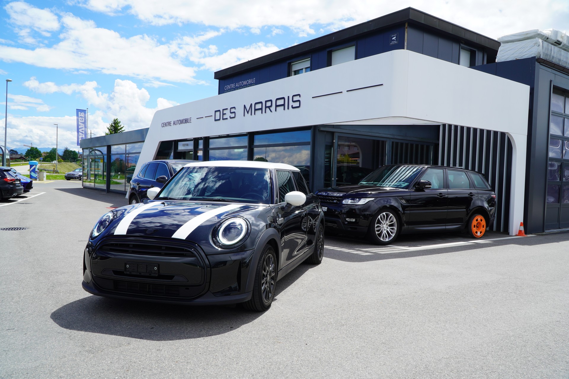 MINI Cooper 5door F55 Steptronic DKG-image-2