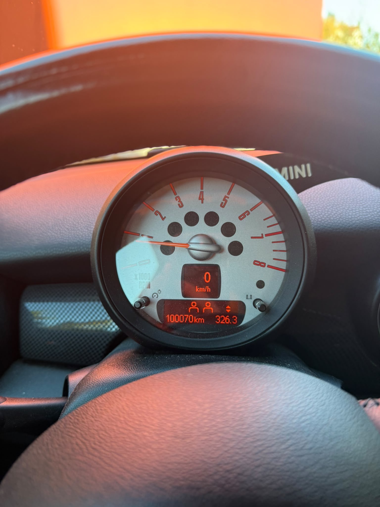 MINI 1.6i Cooper S-image-3