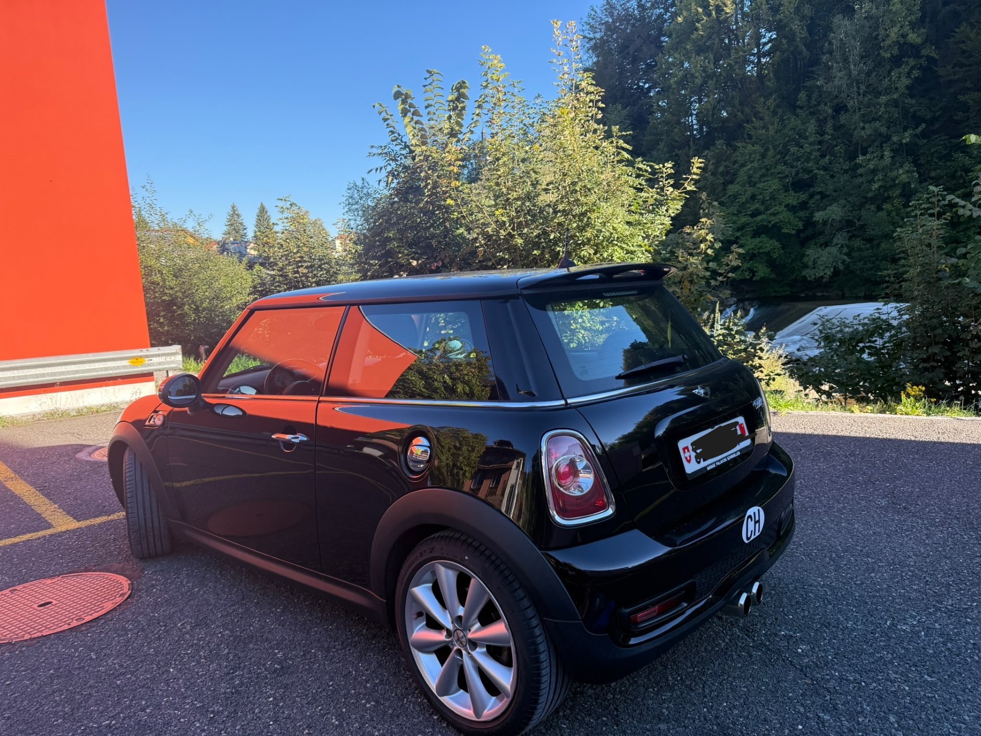 MINI 1.6i Cooper S-image-1
