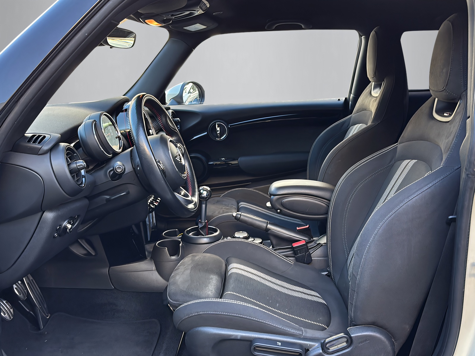 MINI Mini F56 2.0i John Cooper Works-image-2