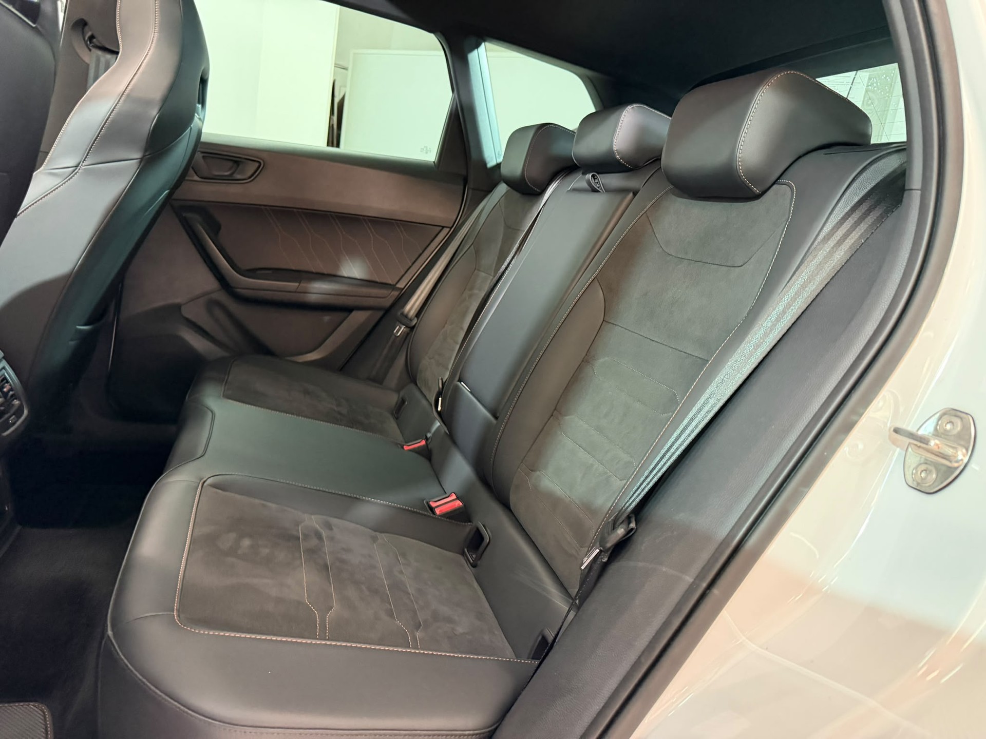 CUPRA Ateca 2.0TSI 4Drive DSG-image-9