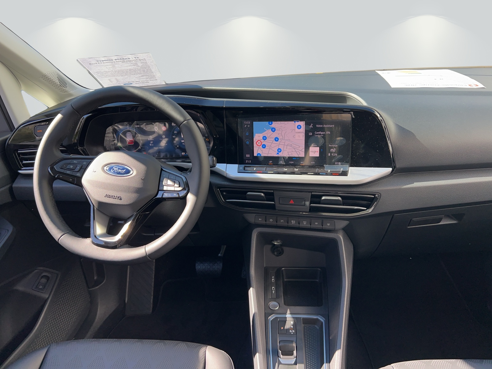 FORD TOURNEO CONNECT Grand 1.5 EcoB-image-8