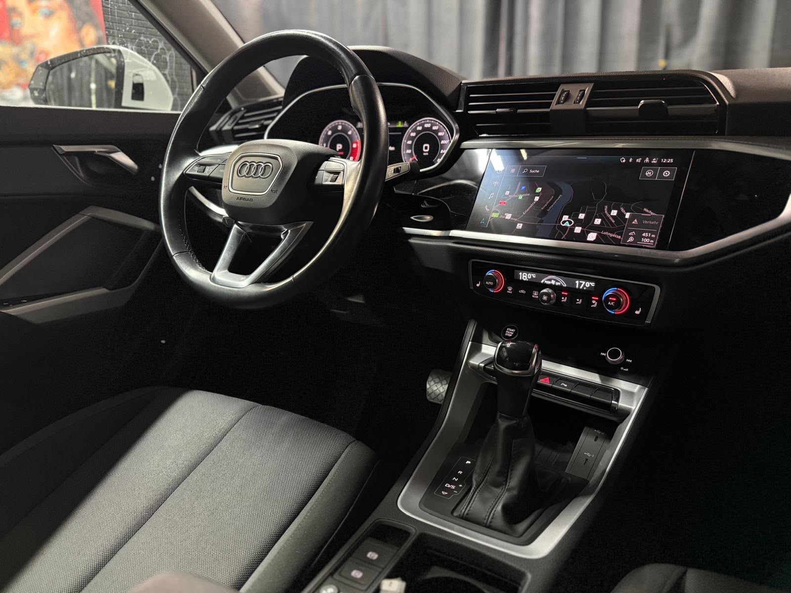 AUDI Q3 Sportback 35 TDI quattro S-tronic-image-13