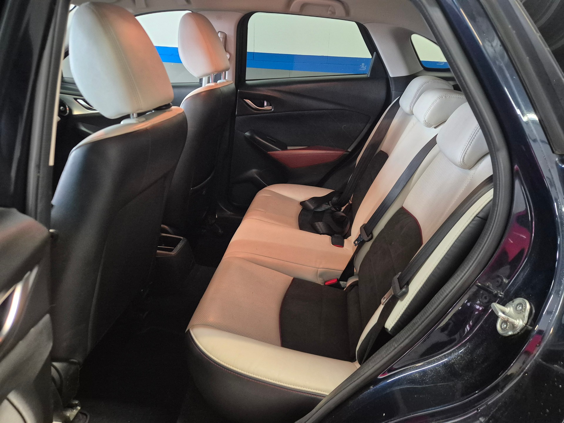 MAZDA CX-3 2.0 Revolution AWD Skyactiv Drive-image-12