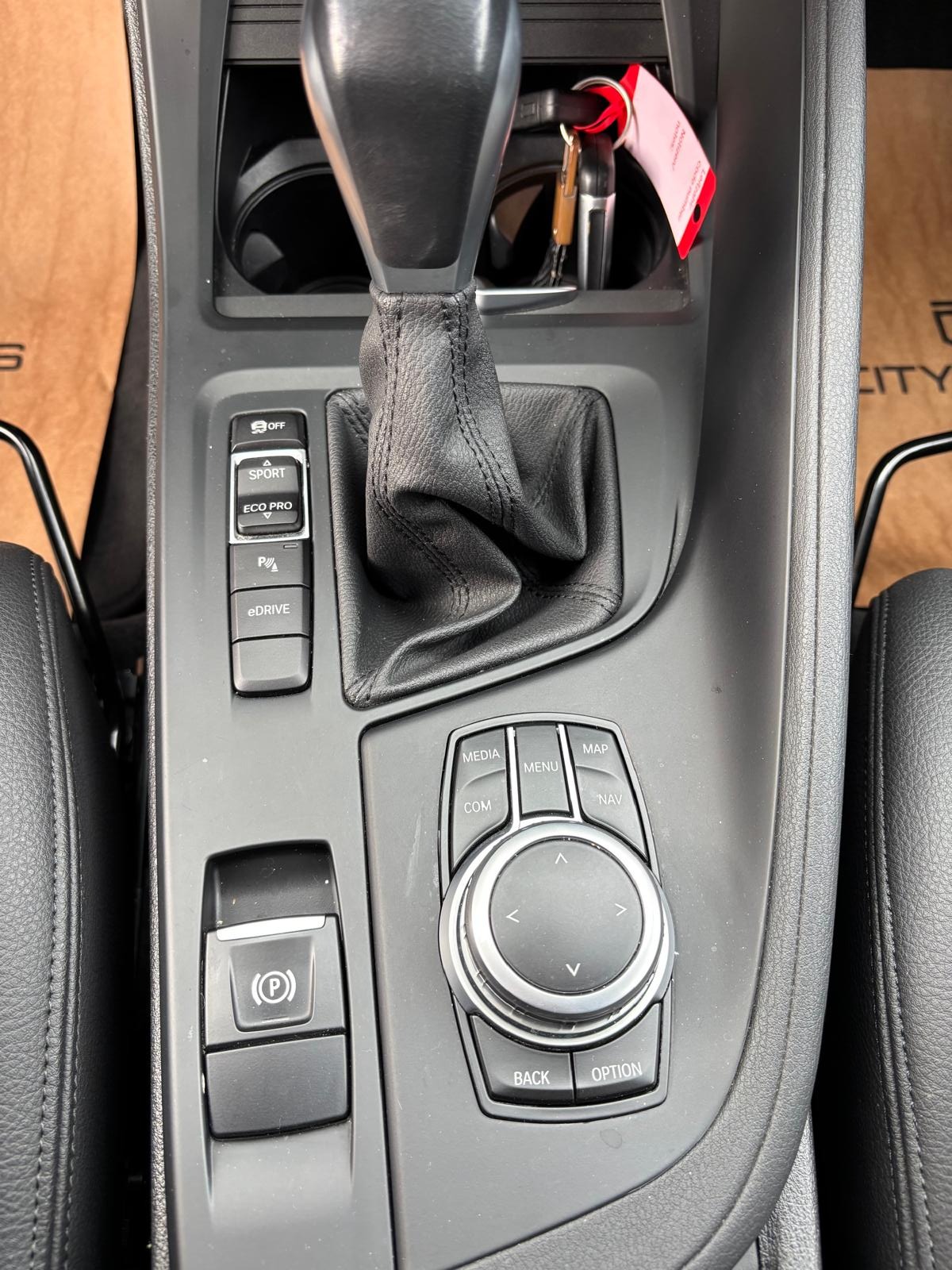BMW X1 xDrive 25e Steptronic-image-14