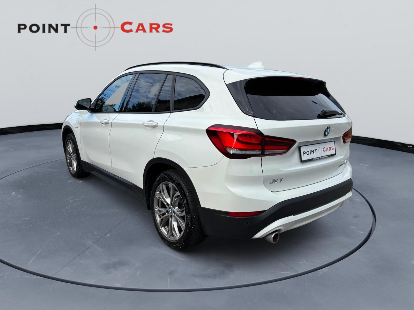 BMW X1 xDrive 25e Steptronic-image-2