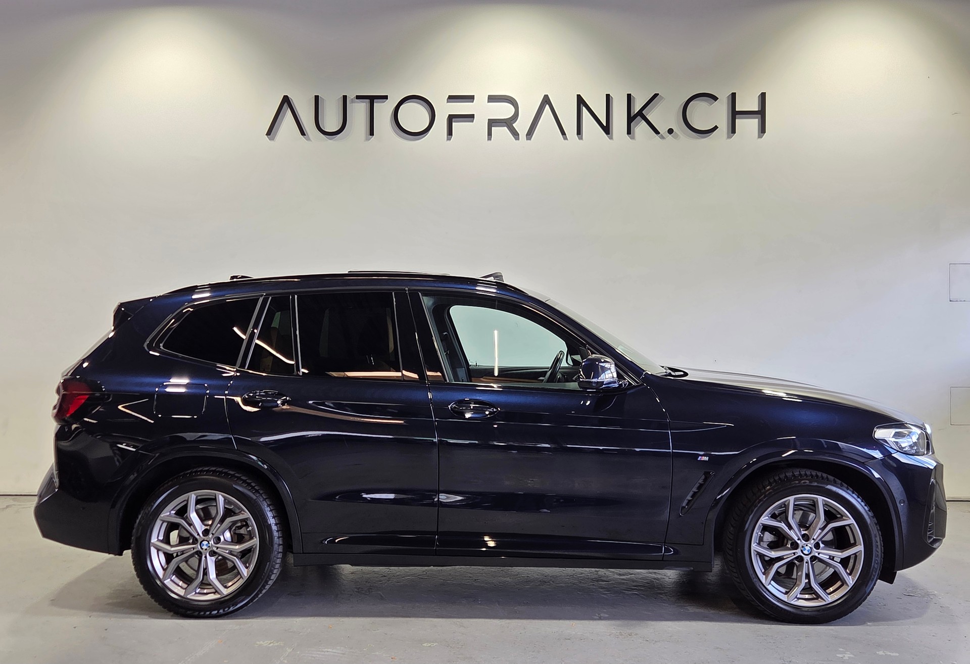 BMW X3 20i xDrive M-Sport-image-1