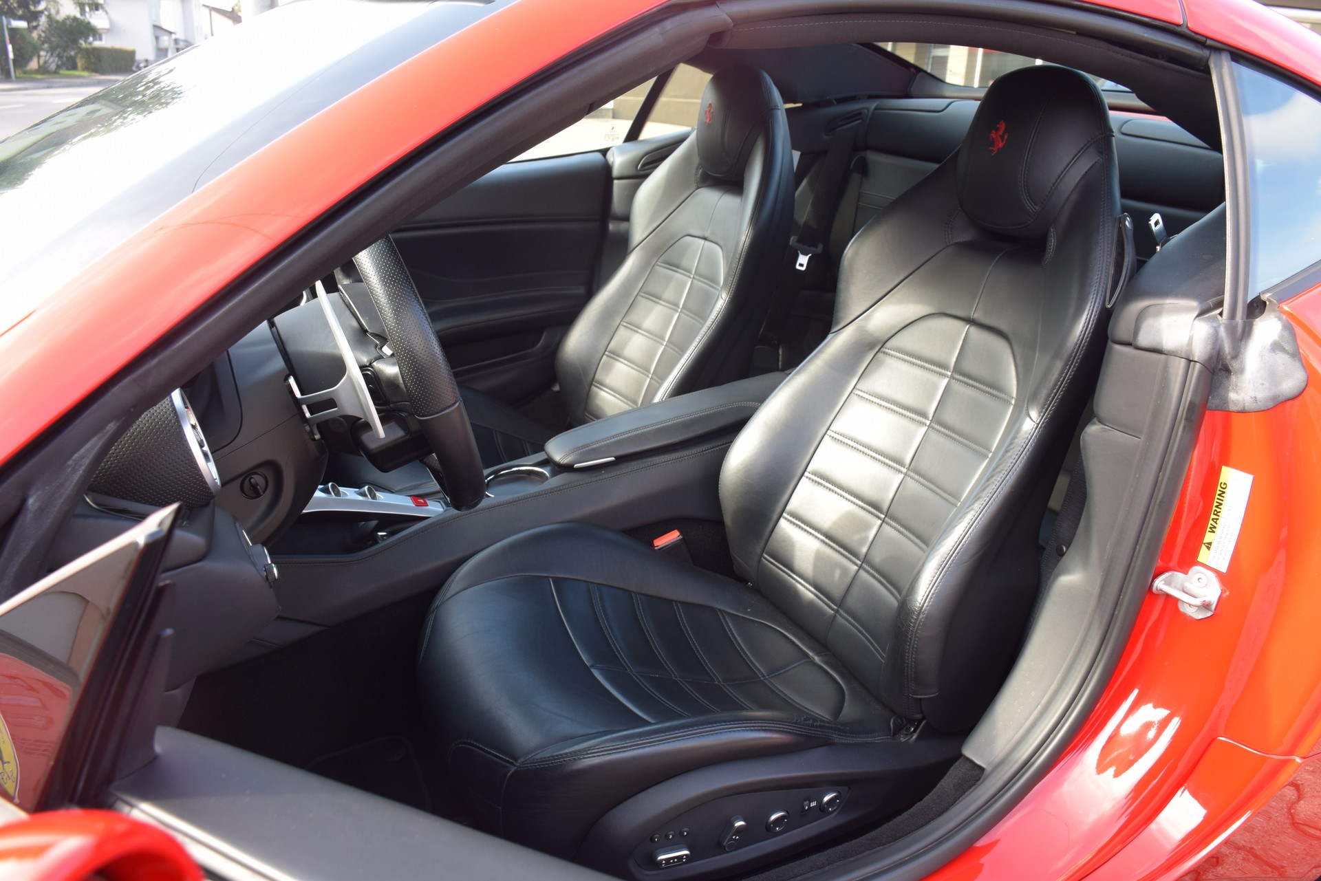 FERRARI California 3.9 V8 T-image-14