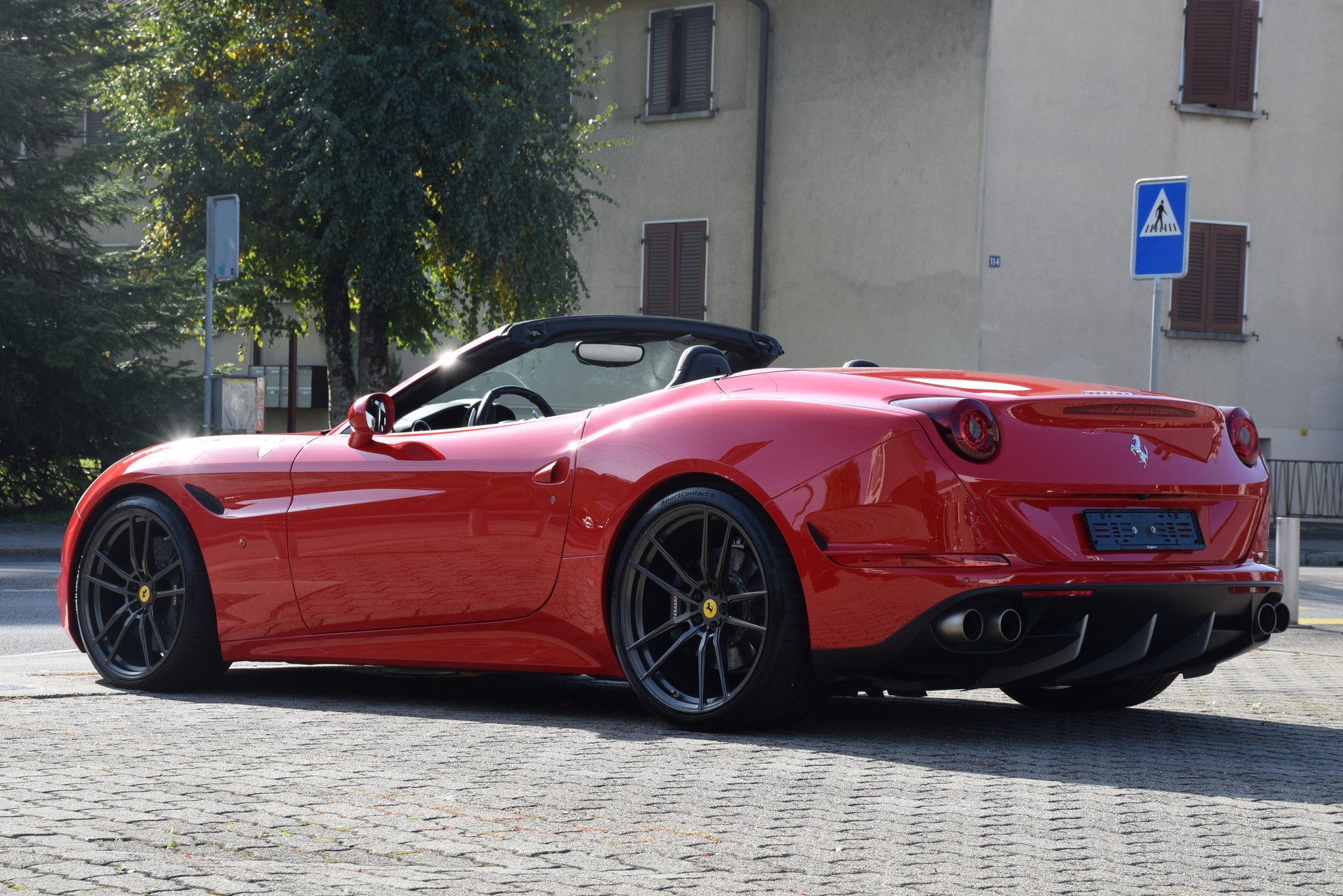 FERRARI California 3.9 V8 T-image-6
