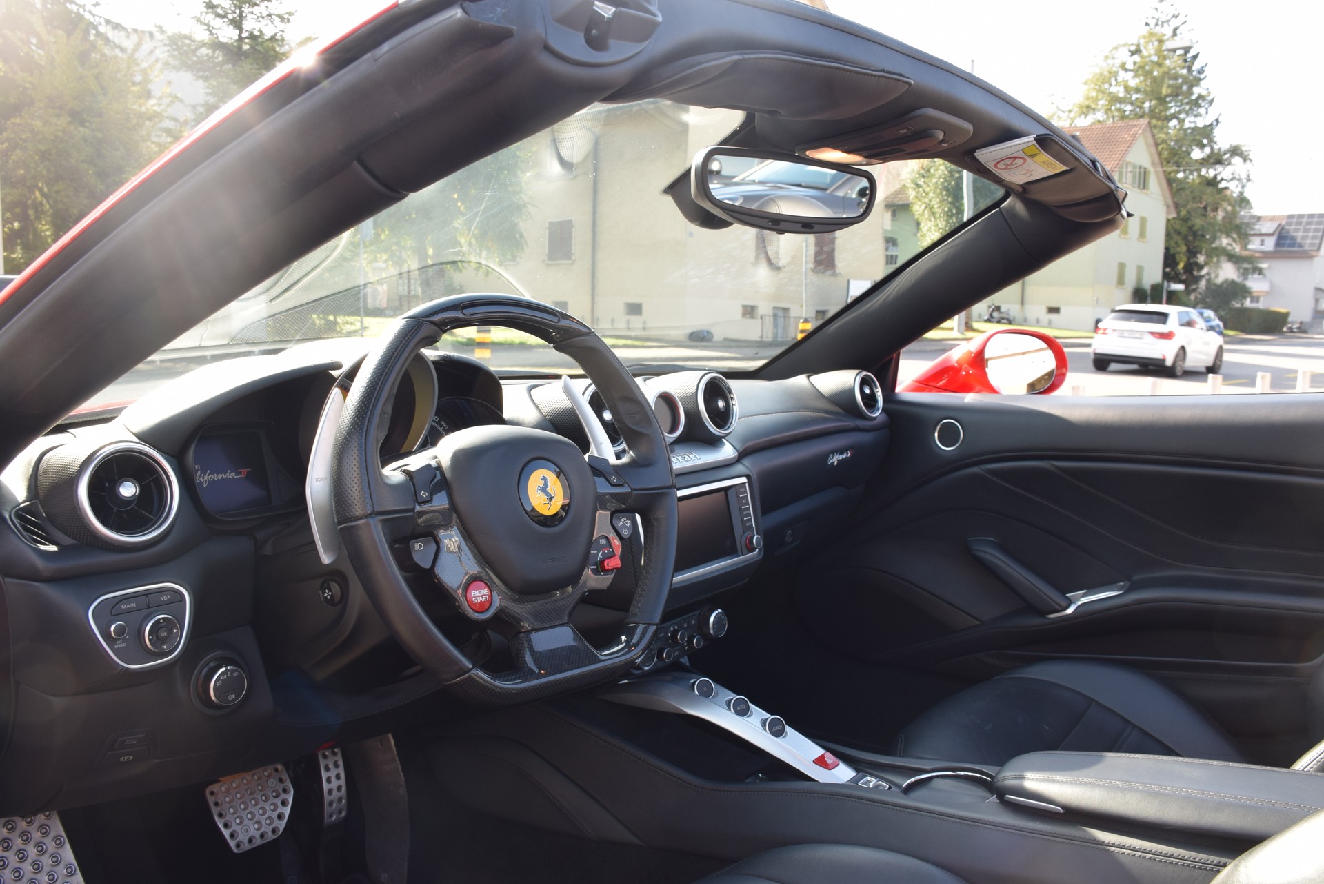 FERRARI California 3.9 V8 T-image-12