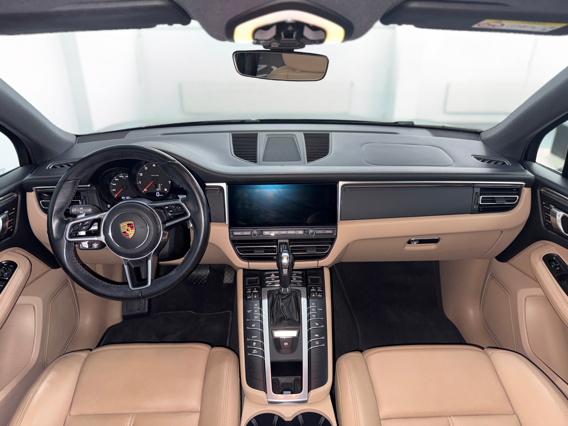 PORSCHE Macan PDK-image-8