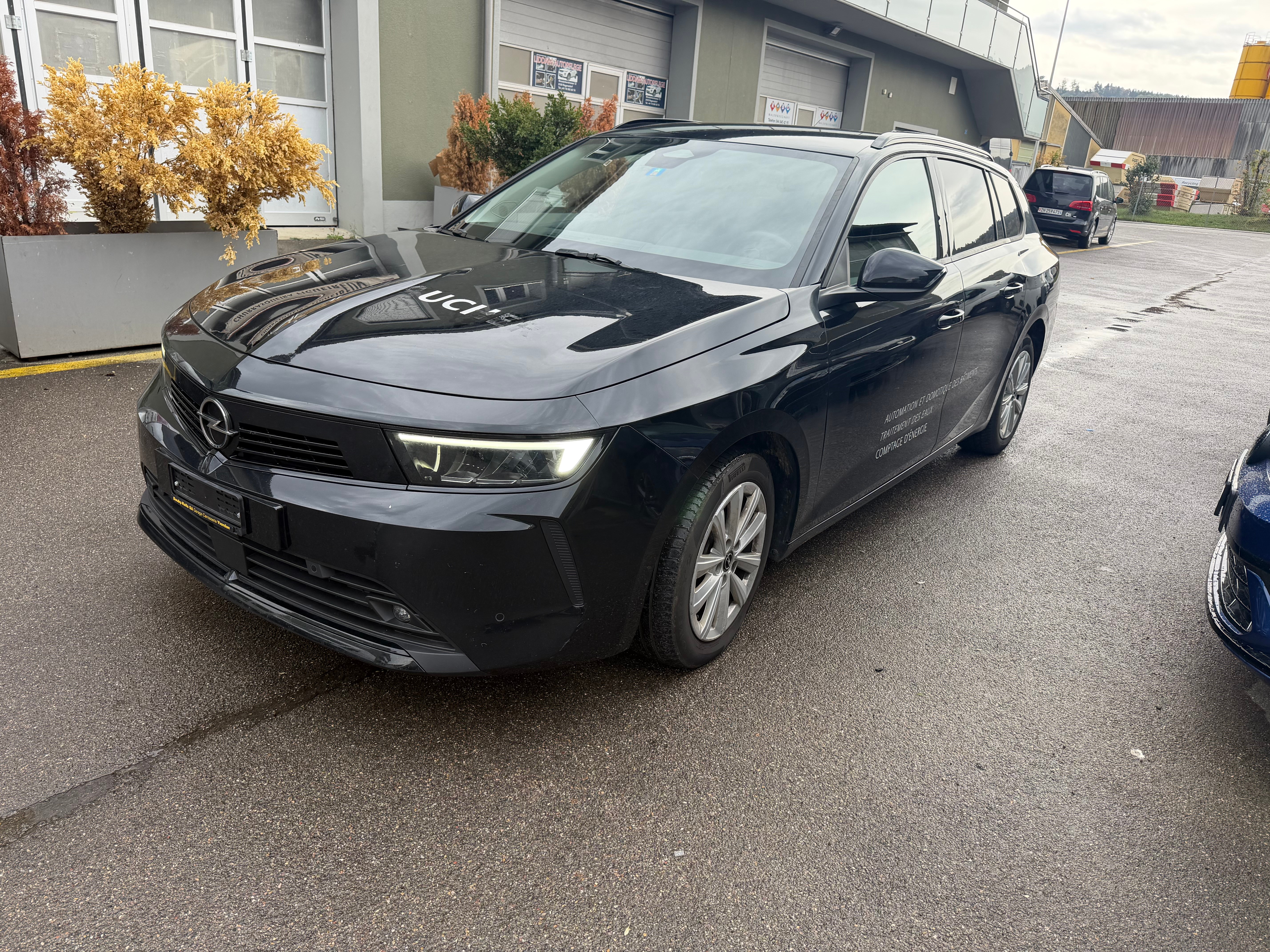 Car photo