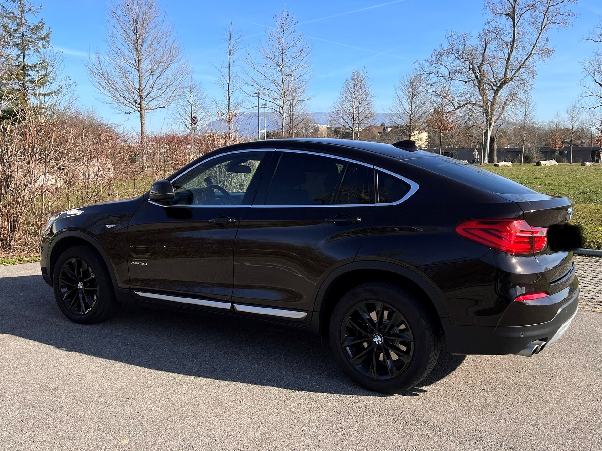 BMW X4 xDrive 35i xLine Steptronic-image-11