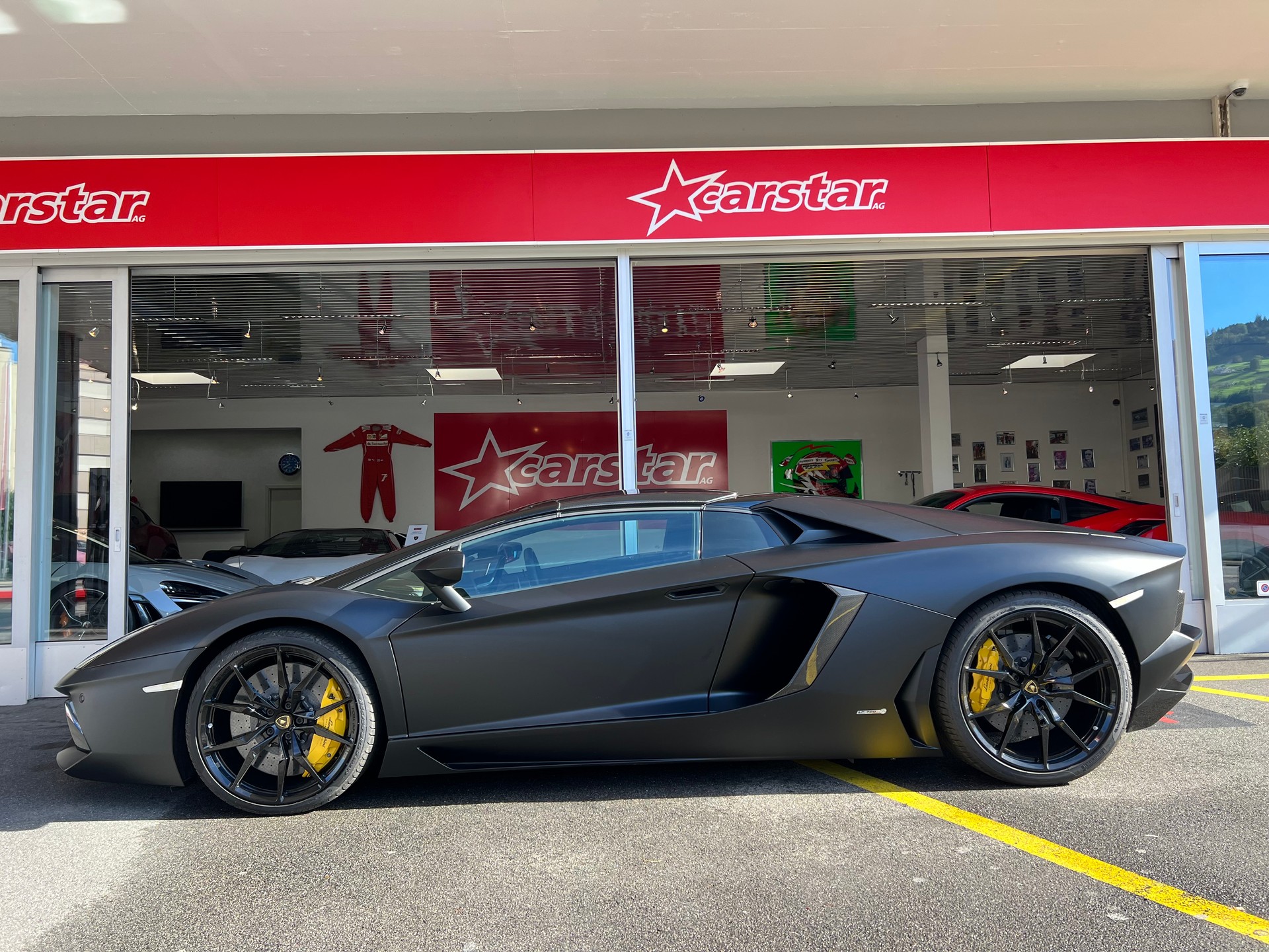 LAMBORGHINI Aventador LP700-4 Roadster E-Gear-image-1