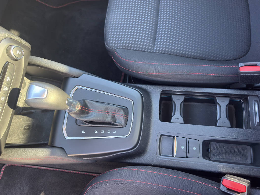 FORD Focus 1.0i EcoB Hybrid 155 ST-Line X-image-7