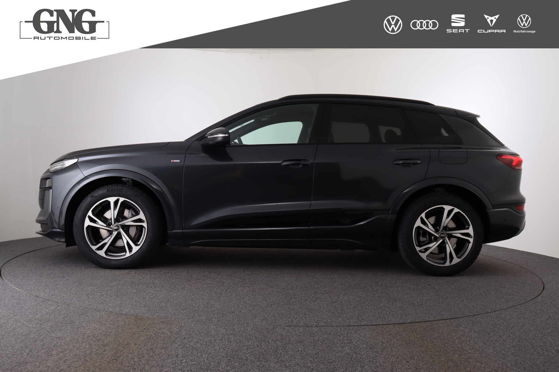 AUDI Q6 e-tron quattro-image-1