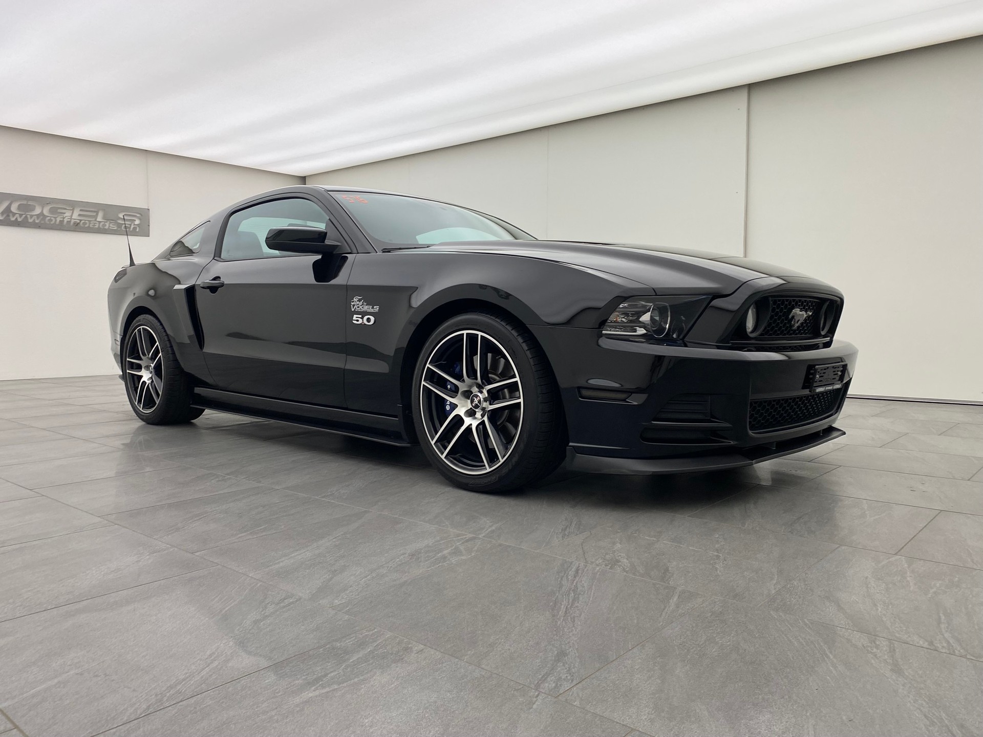 FORD Mustang Coupe 5.0 GT-image-2