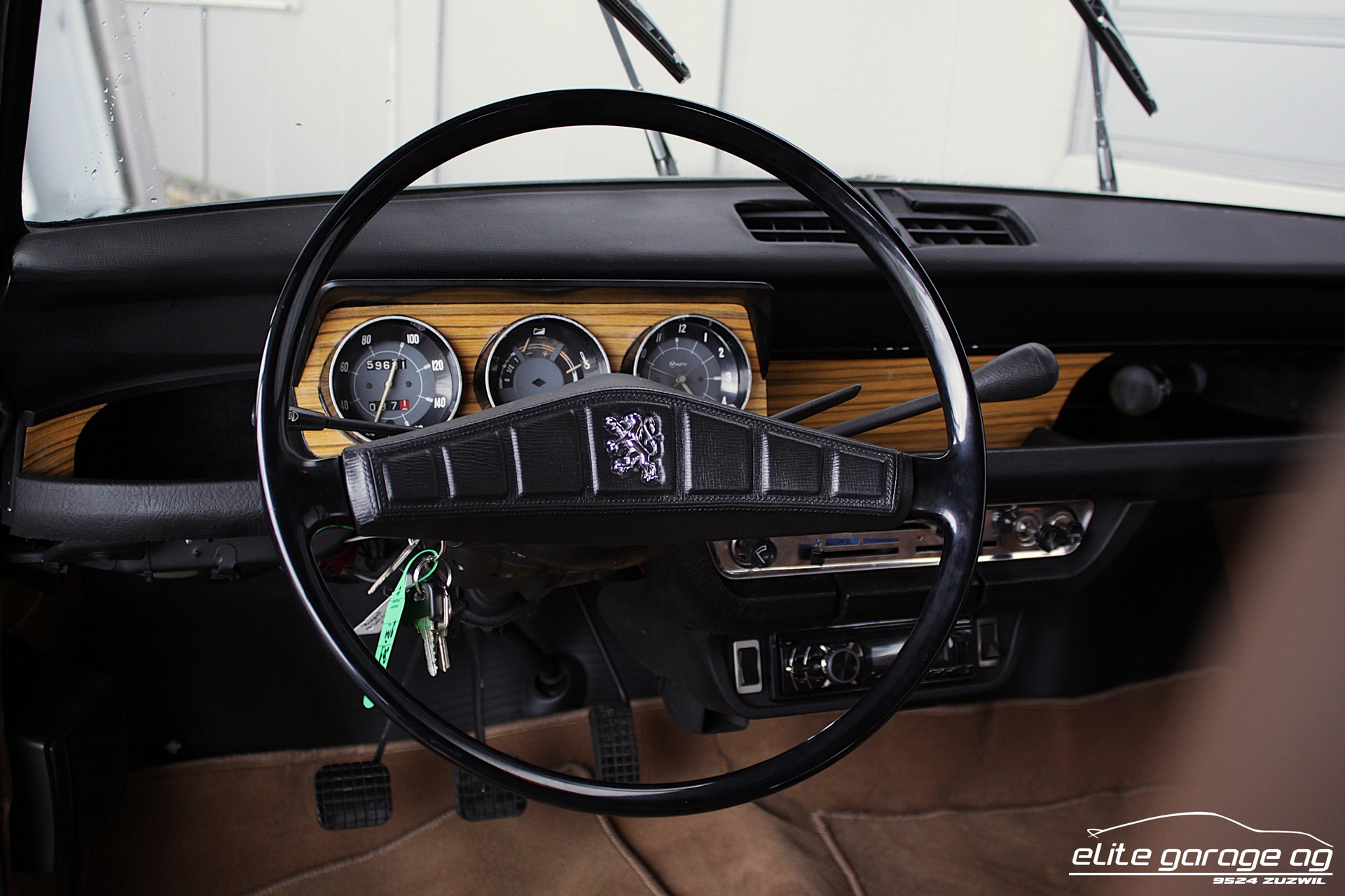 PEUGEOT 304 D11 Break VETERANENGEPRÜFT-image-13